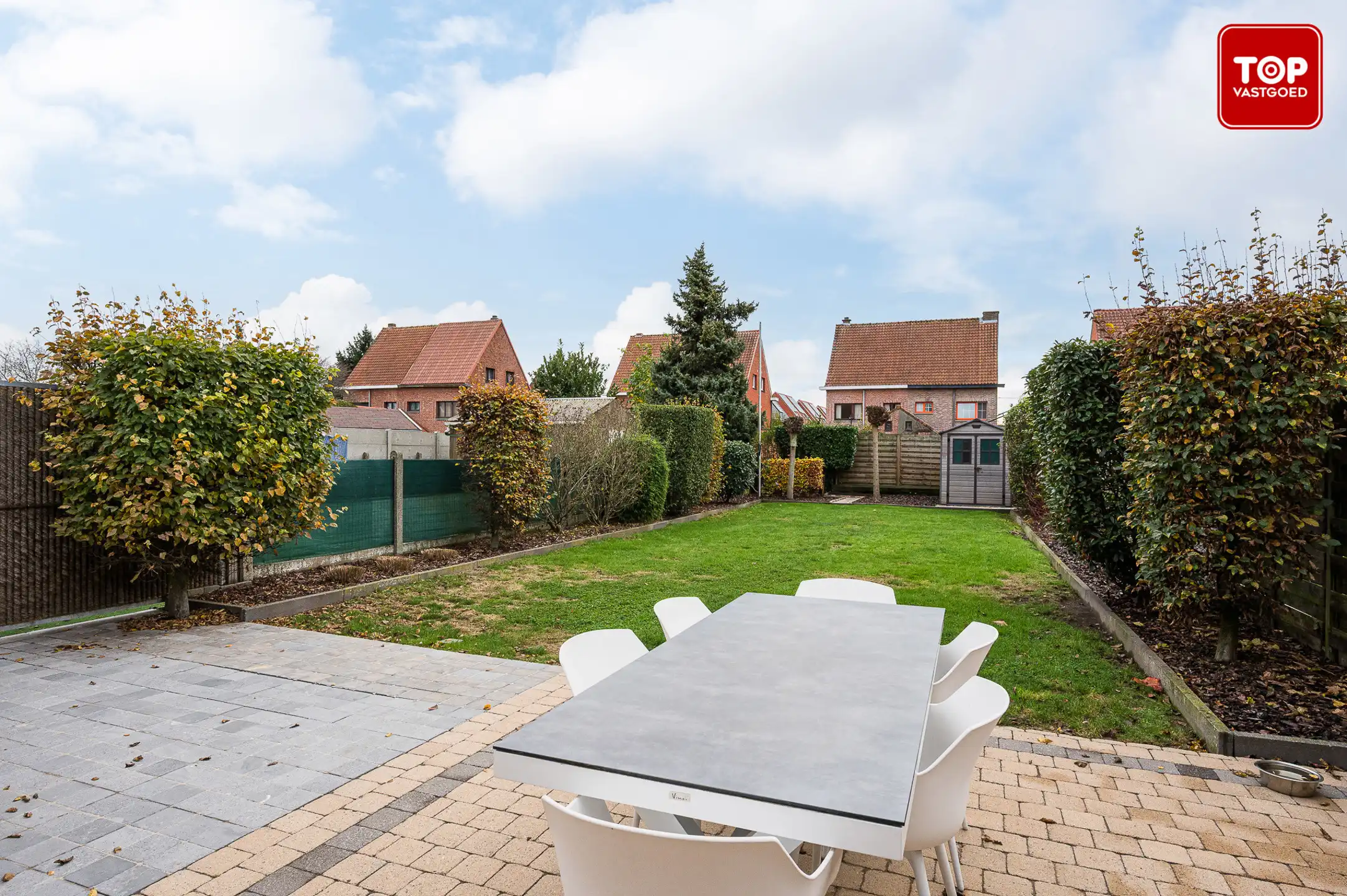 Instapklare woning met 4 slaapkamers en prachtige tuin foto 22