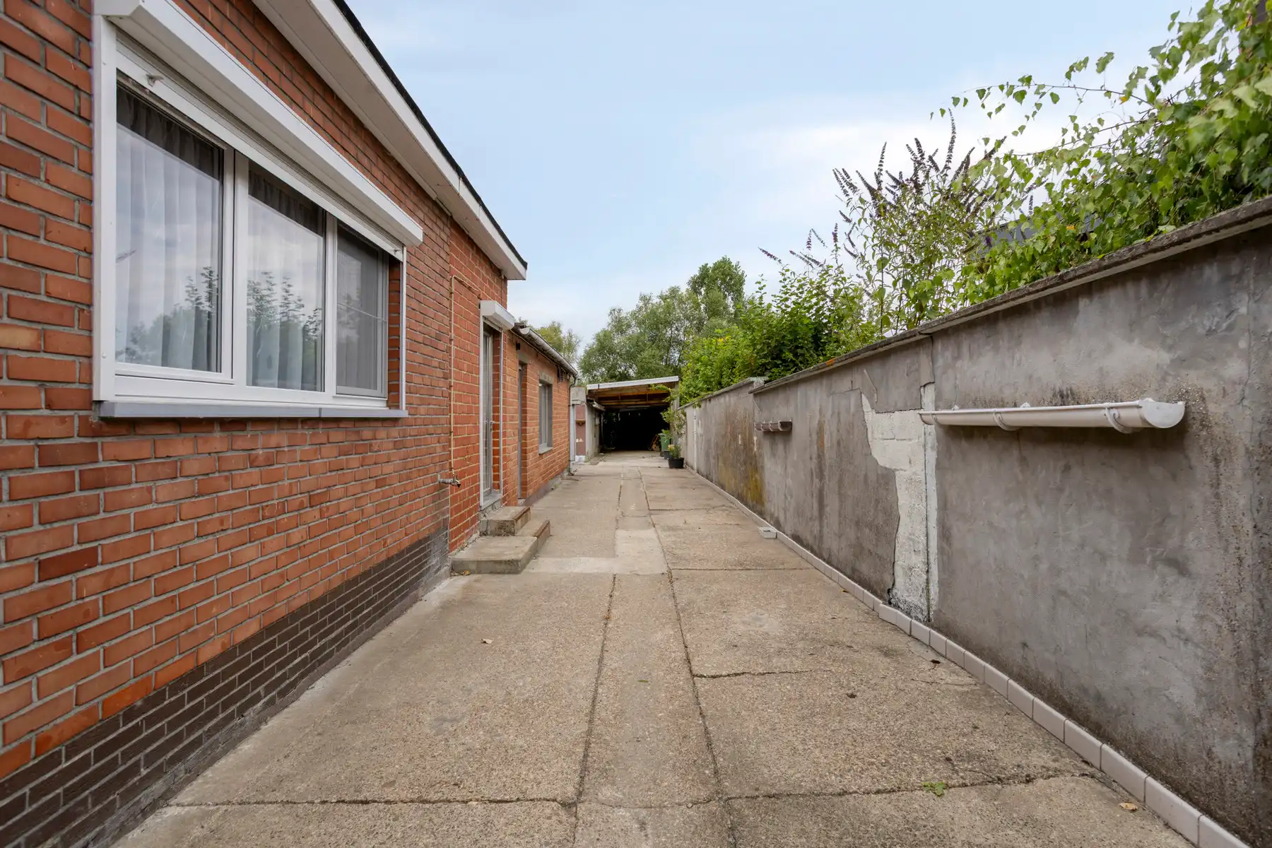 Te renoveren karaktervolle woning met tal van mogelijkheden foto 13