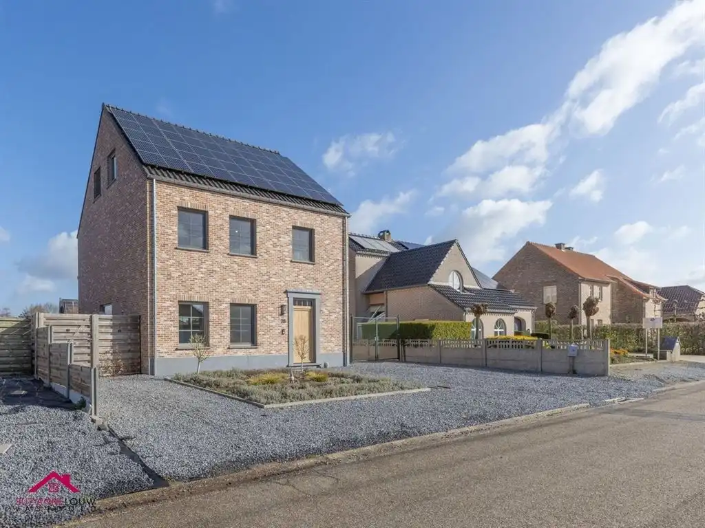 Energiezuinige vrijstaande woning in landelijke stijl foto 2