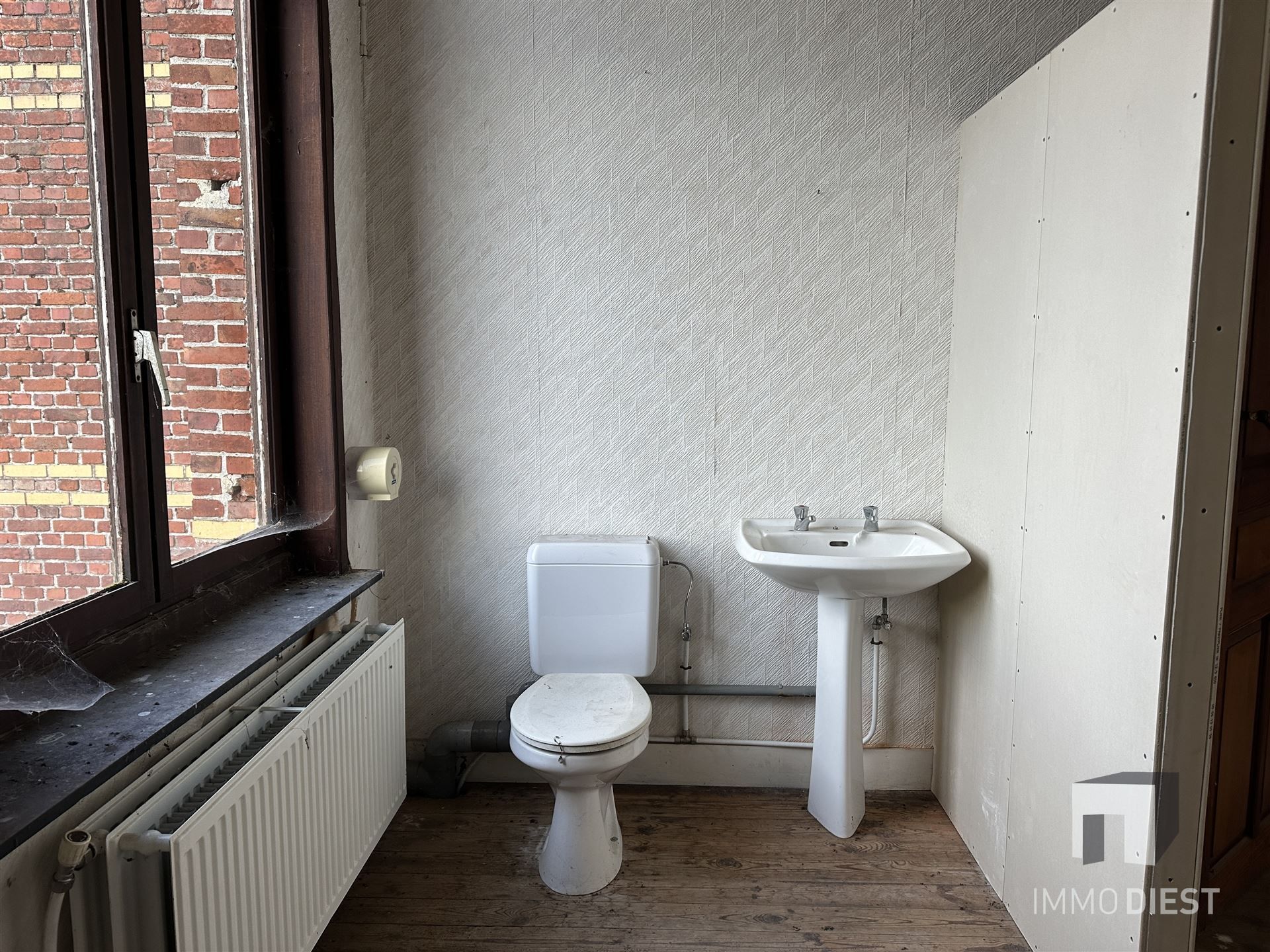 Voormalige pastorie woning in Kaggevinne (Diest) foto 33