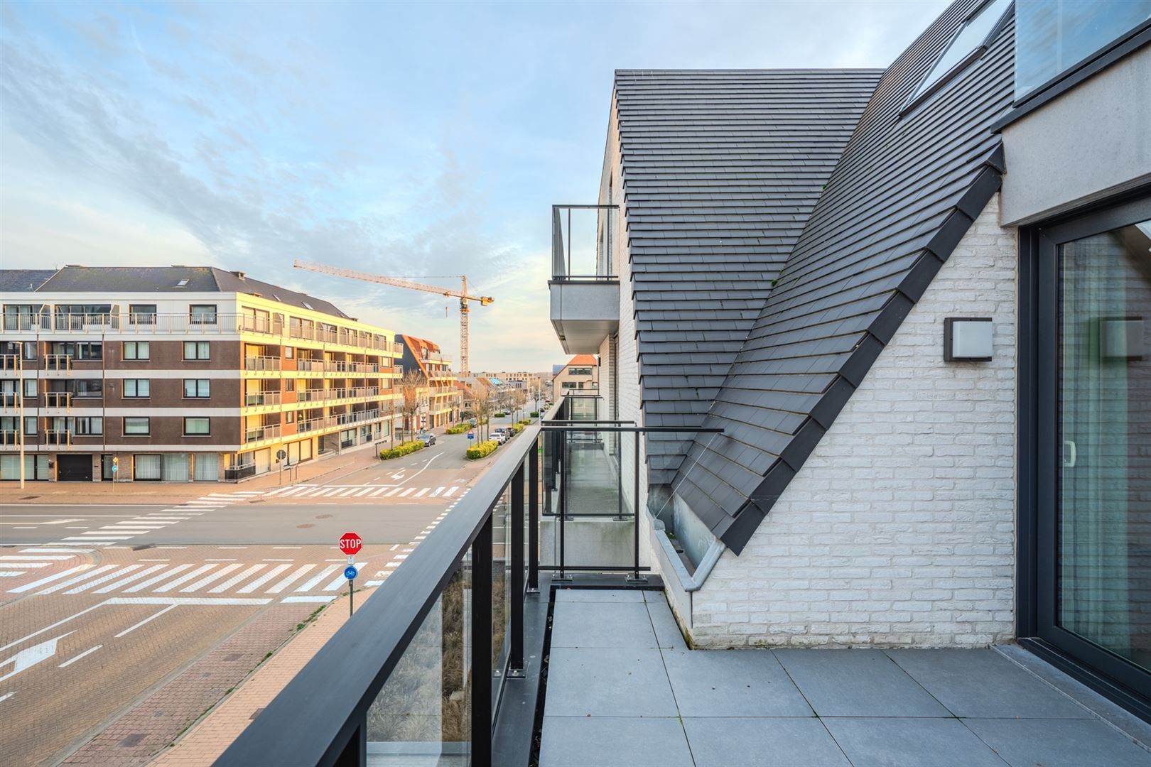 Modern 2 slaapkamer appartement in hartje Middelkerke foto 15