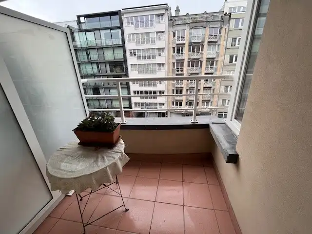 App.  2slpk. , 2 terrassen op prachtige lcentrale ligging en direct bij zee!    Dicht bij de 3 Gapers  en Koninlijke Gaanderijen.  foto 5