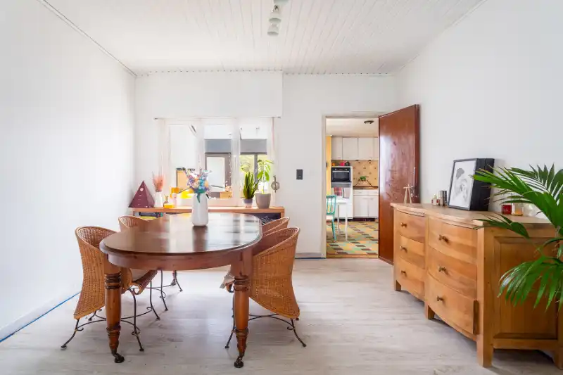 Ruime gezinswoning in rustige straat! foto 8