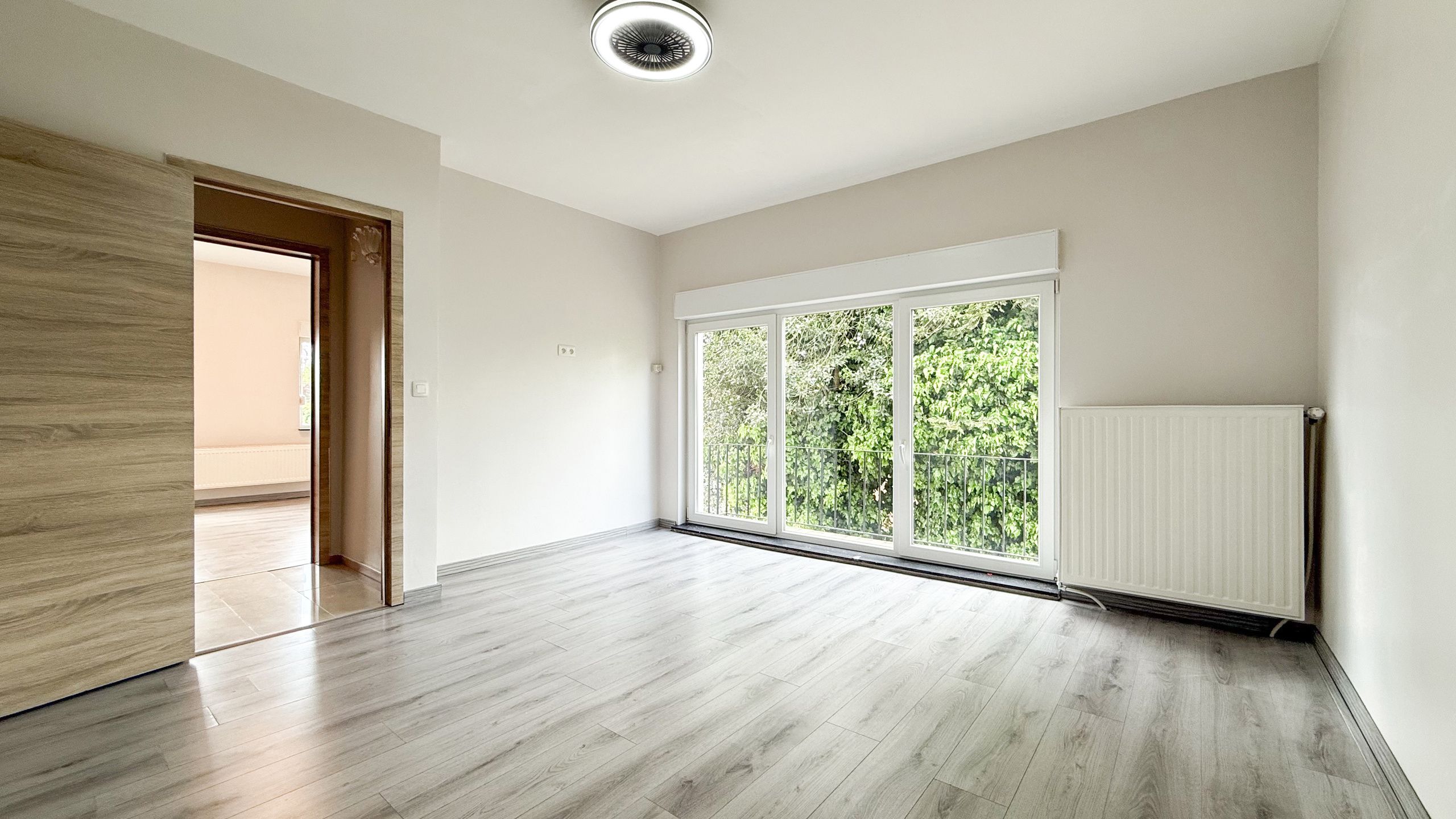 Vernieuwde ruime woning met 4slpks op 6are met gunstig EPC!  foto 26