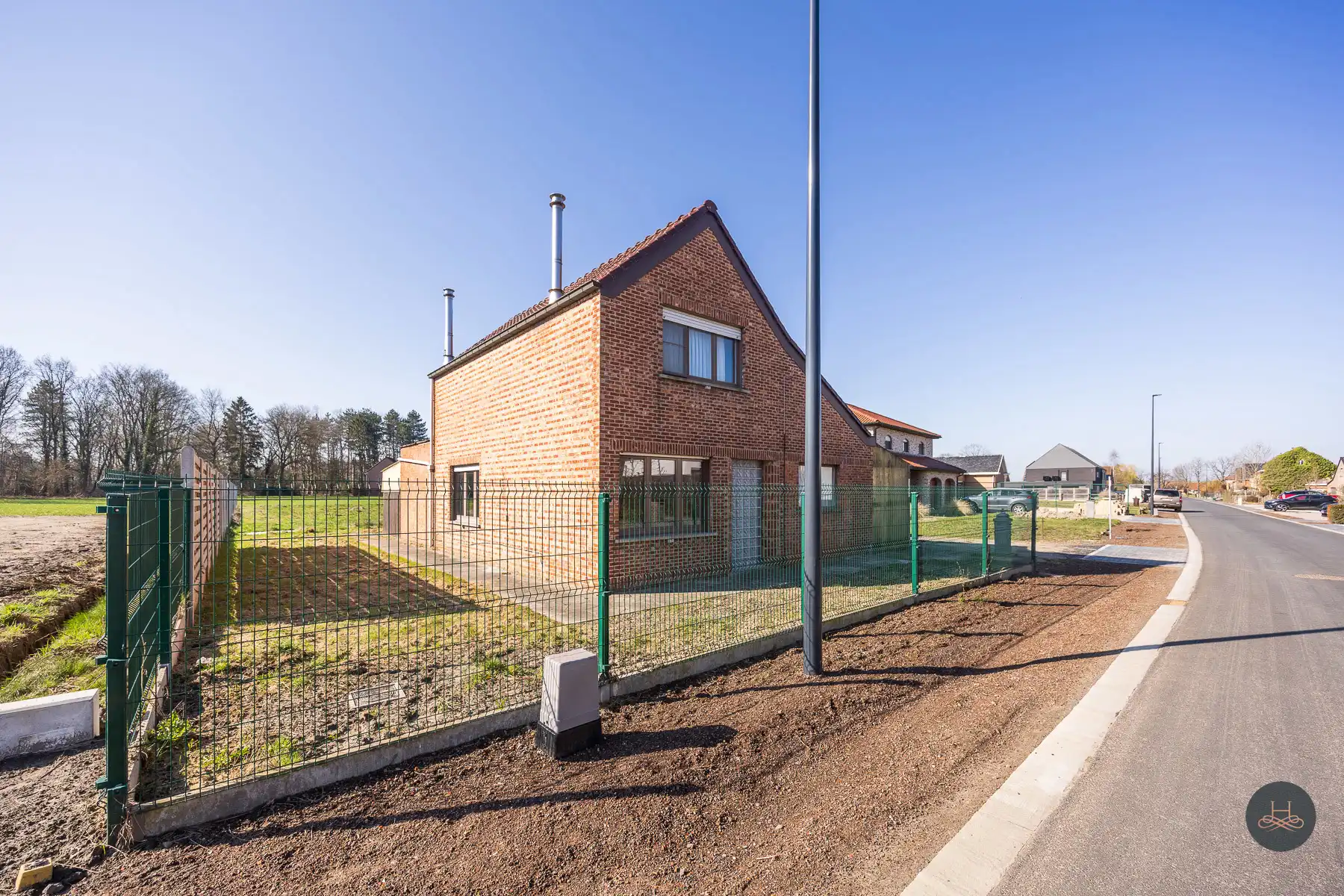 Hoofdfoto van de publicatie: Te renoveren open bebouwing op 1685m² te Begijnendijk