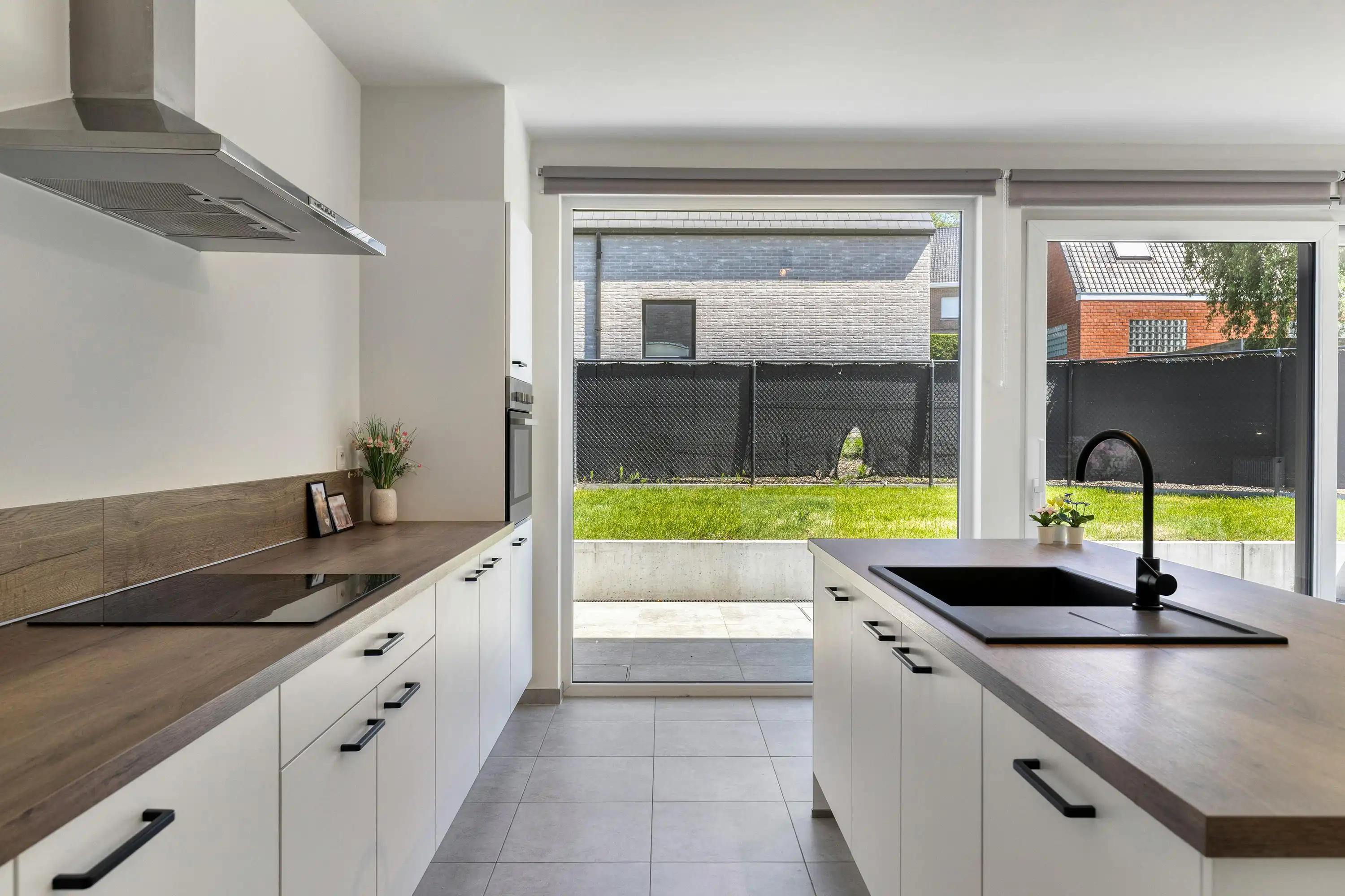 Halfopen nieuwbouwwoning te koop in centrum van Anzegem foto 9