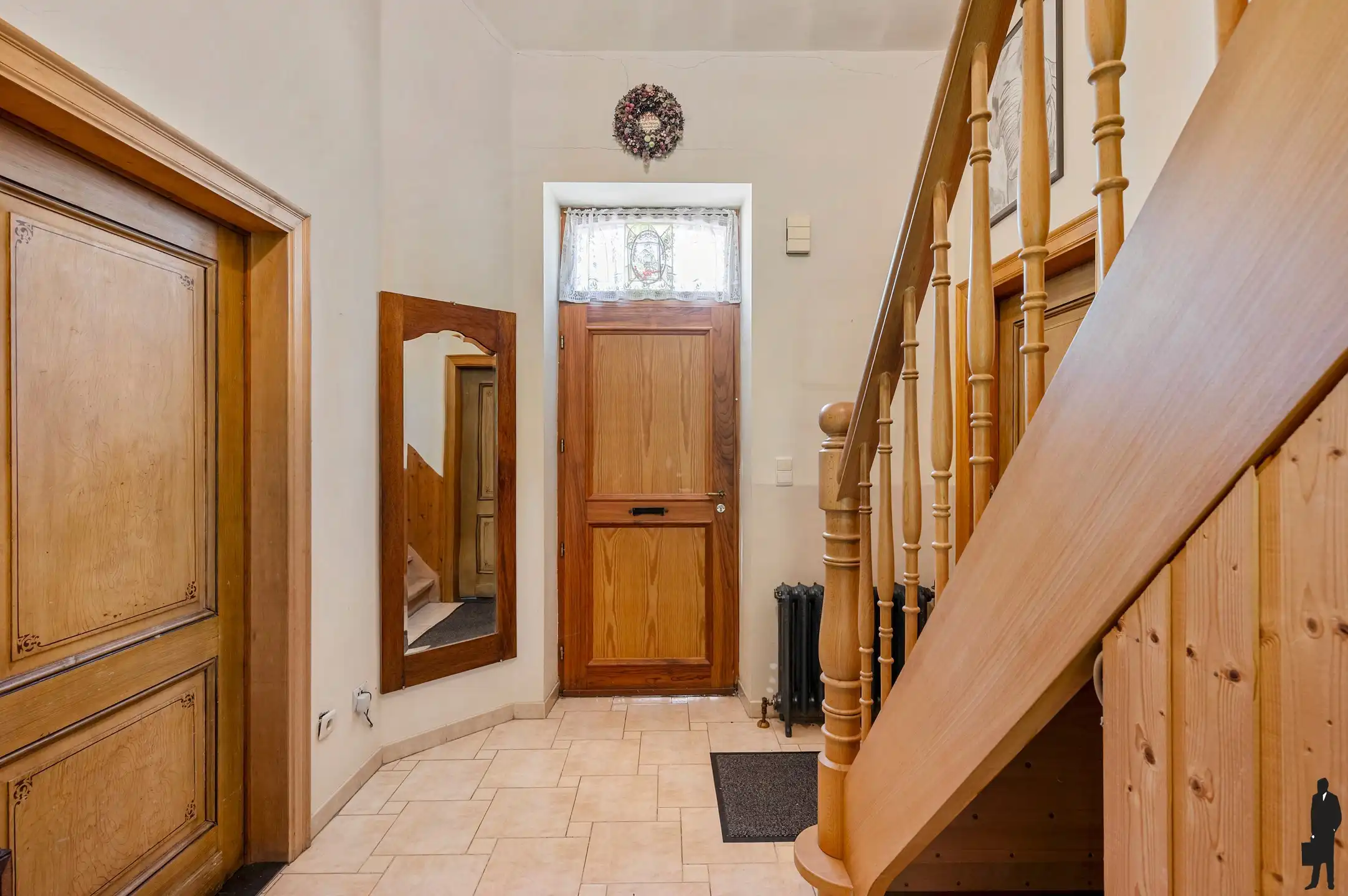 Karaktervolle woning op een toplocatie met diepe tuin en garage in een doodlopende straat nabij het centrum van Heide foto 4