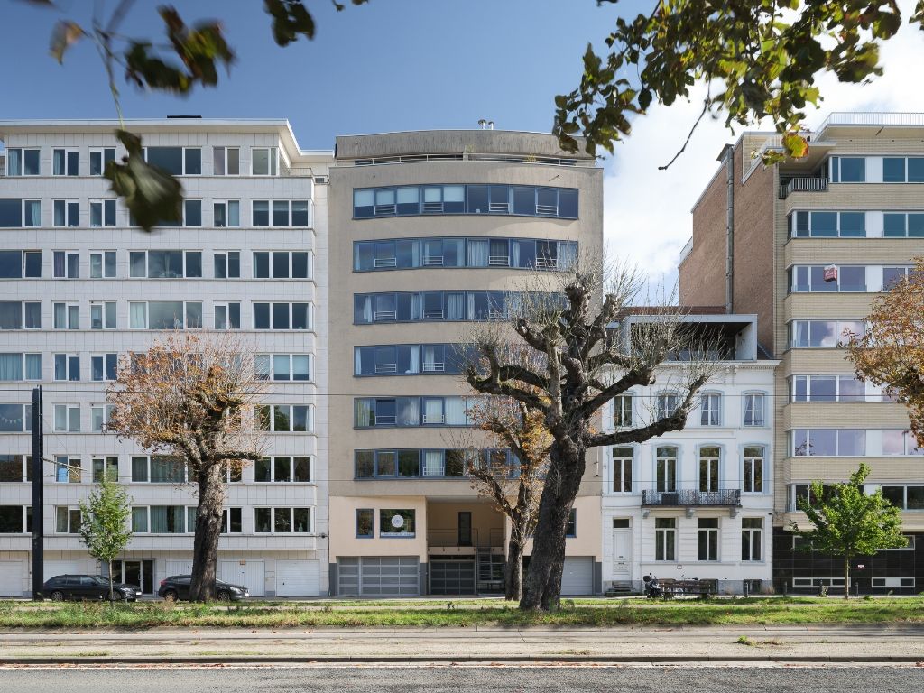 Gent Zuid - Lichtrijk 1slpk appartement met de mogelijkheid tot aankoop van een ondergrondse staanplaats op een gegeerde locatie. foto 10