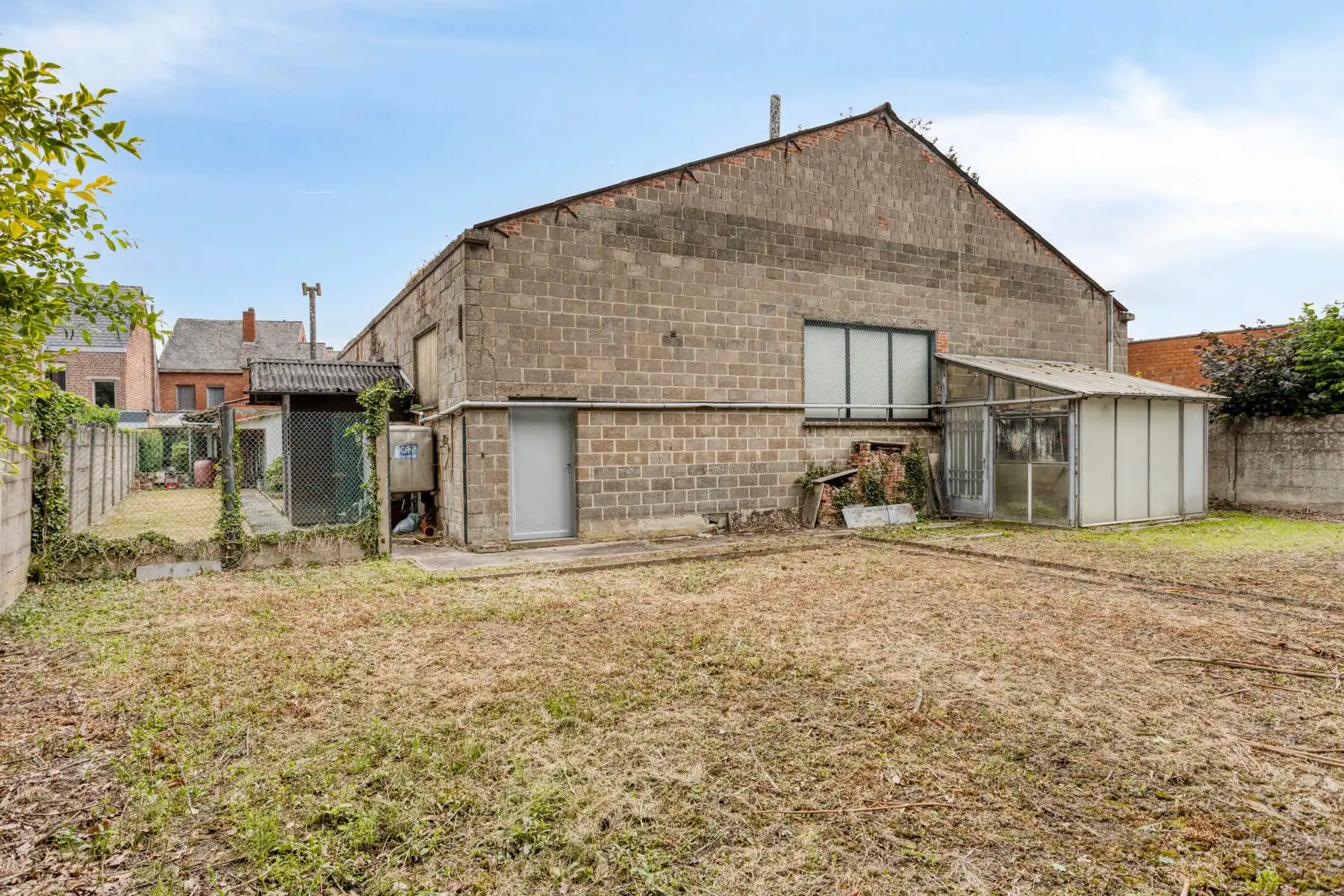 Solide woonst met vergunde loods 450 m2 + atelier (65 m²)  foto 26