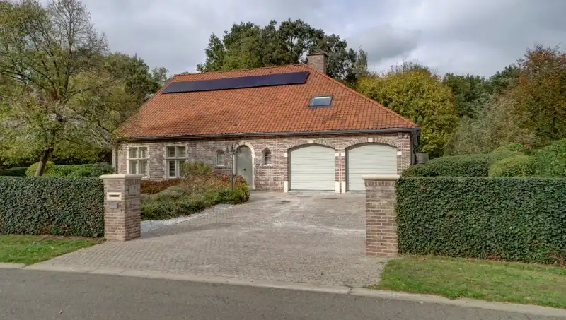 Zeer ruime villa van 432m² op 21 are vlakbij golf-en meerdomein foto 22