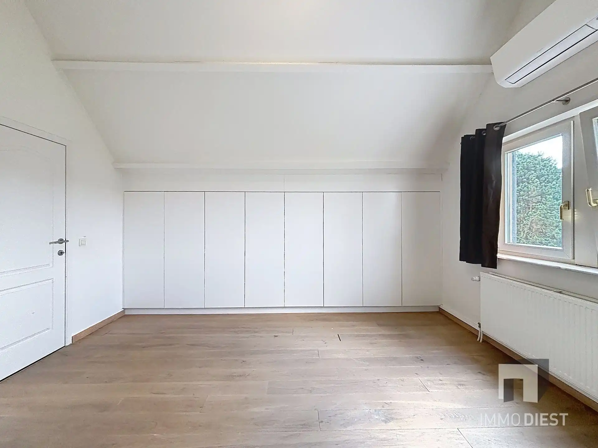 Welkom in deze herenwoning vol charme en grandeur in Scherpenheuvel. foto 31