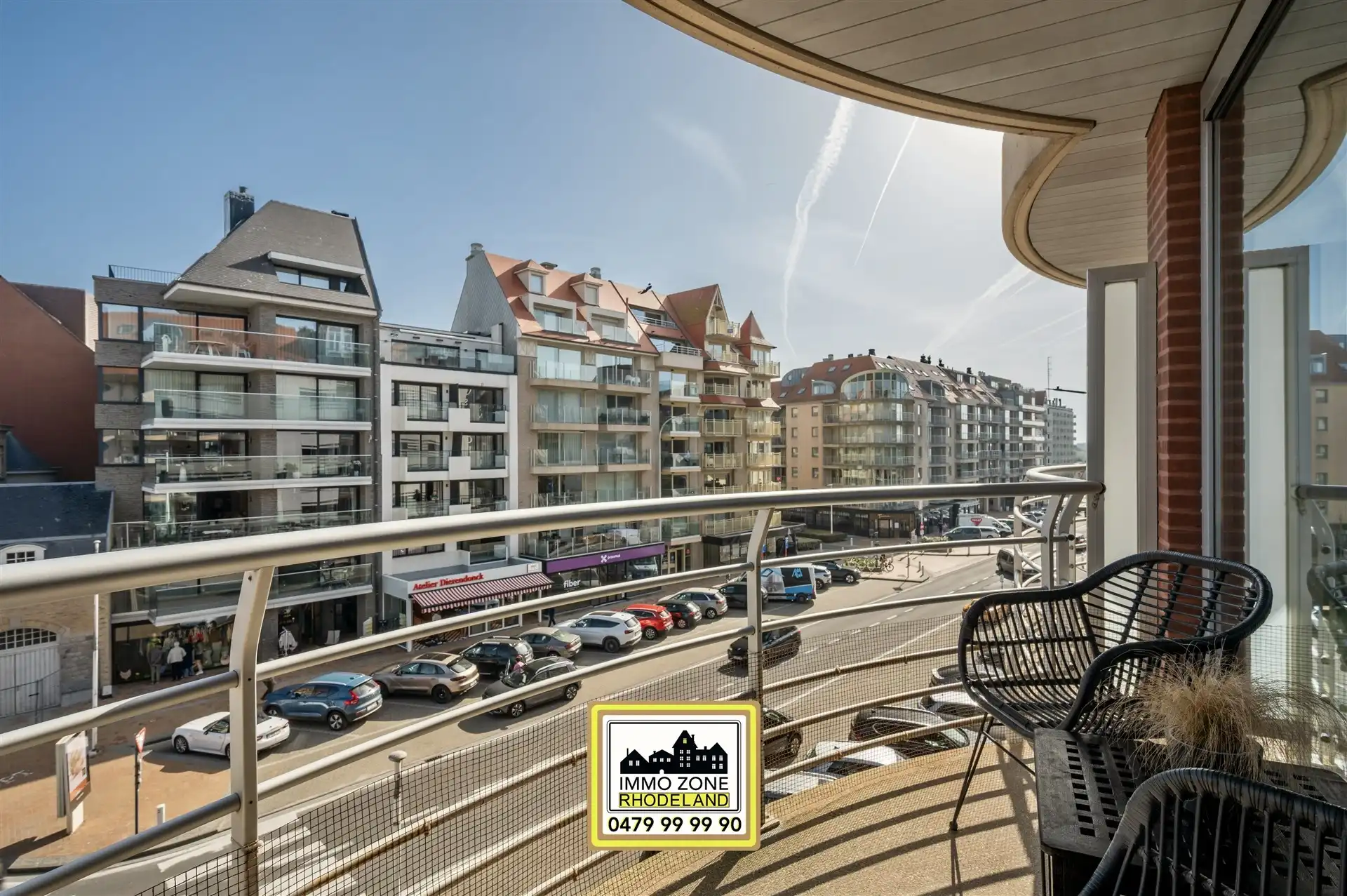 Prachtige studio met terras en zeezicht foto 17