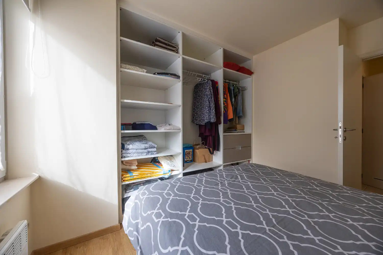 Instapklaar 2-slaapkamerappartement met zonnig terras en open zicht foto 17