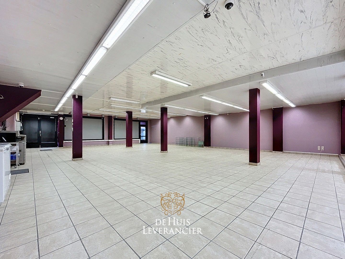 Ruime (253m) handelsgelijkvloers in het centrum van Kontich-Kazerne foto 8