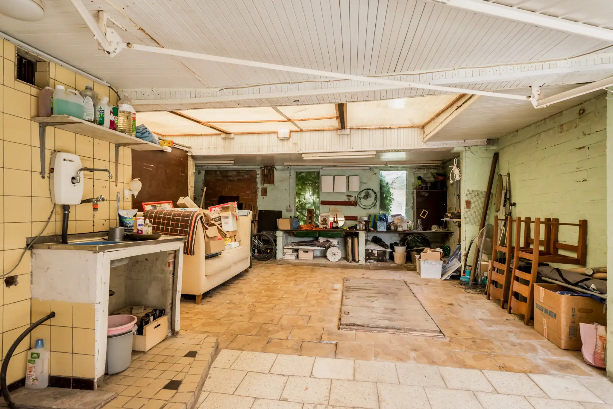 Karaktervolle woning met 3 (tot 5) slaapkamers, tuin, vergunde serre en grote garage / werkplaats foto 24