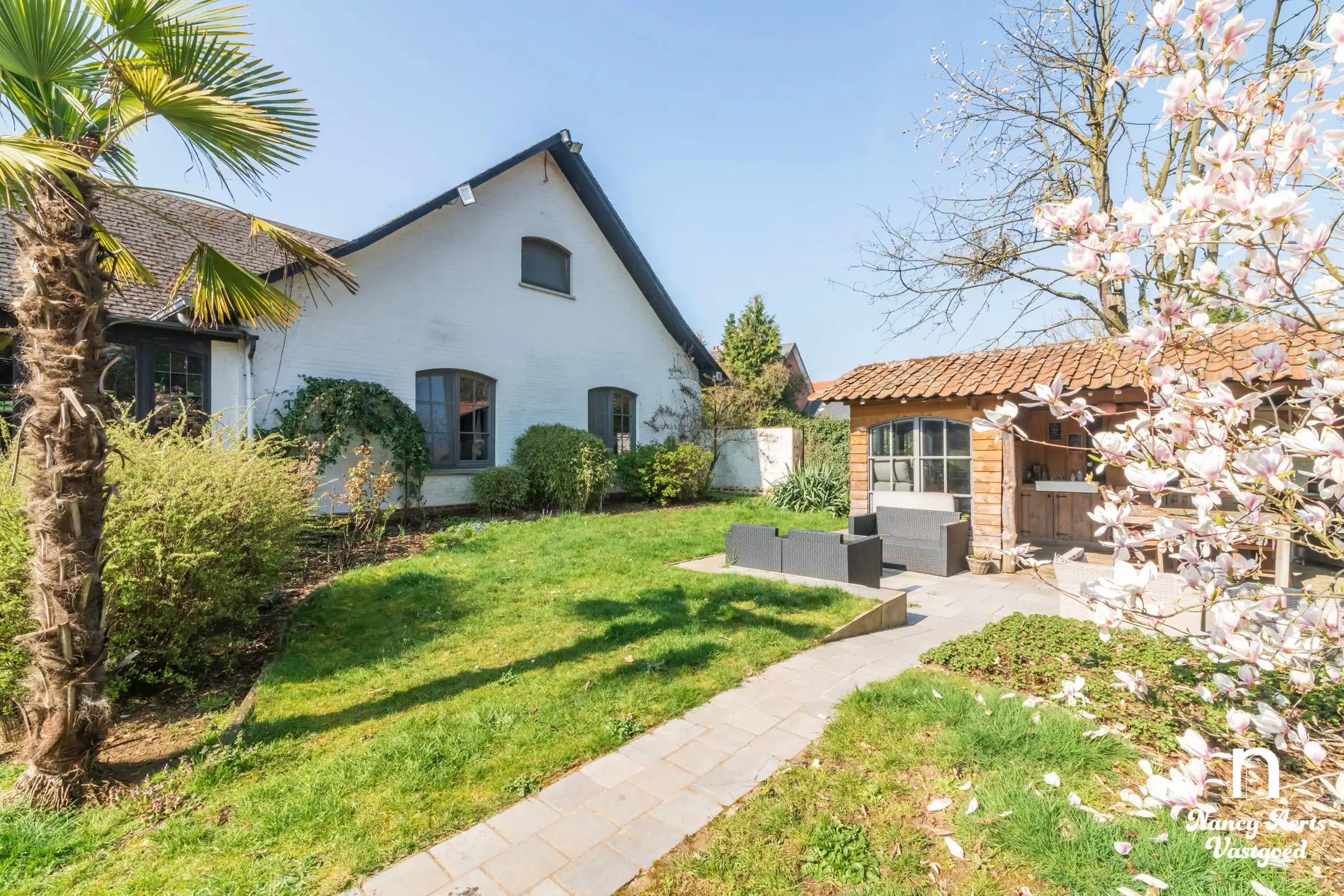 Ruime woning met karakter en talloze mogelijkheden foto 5