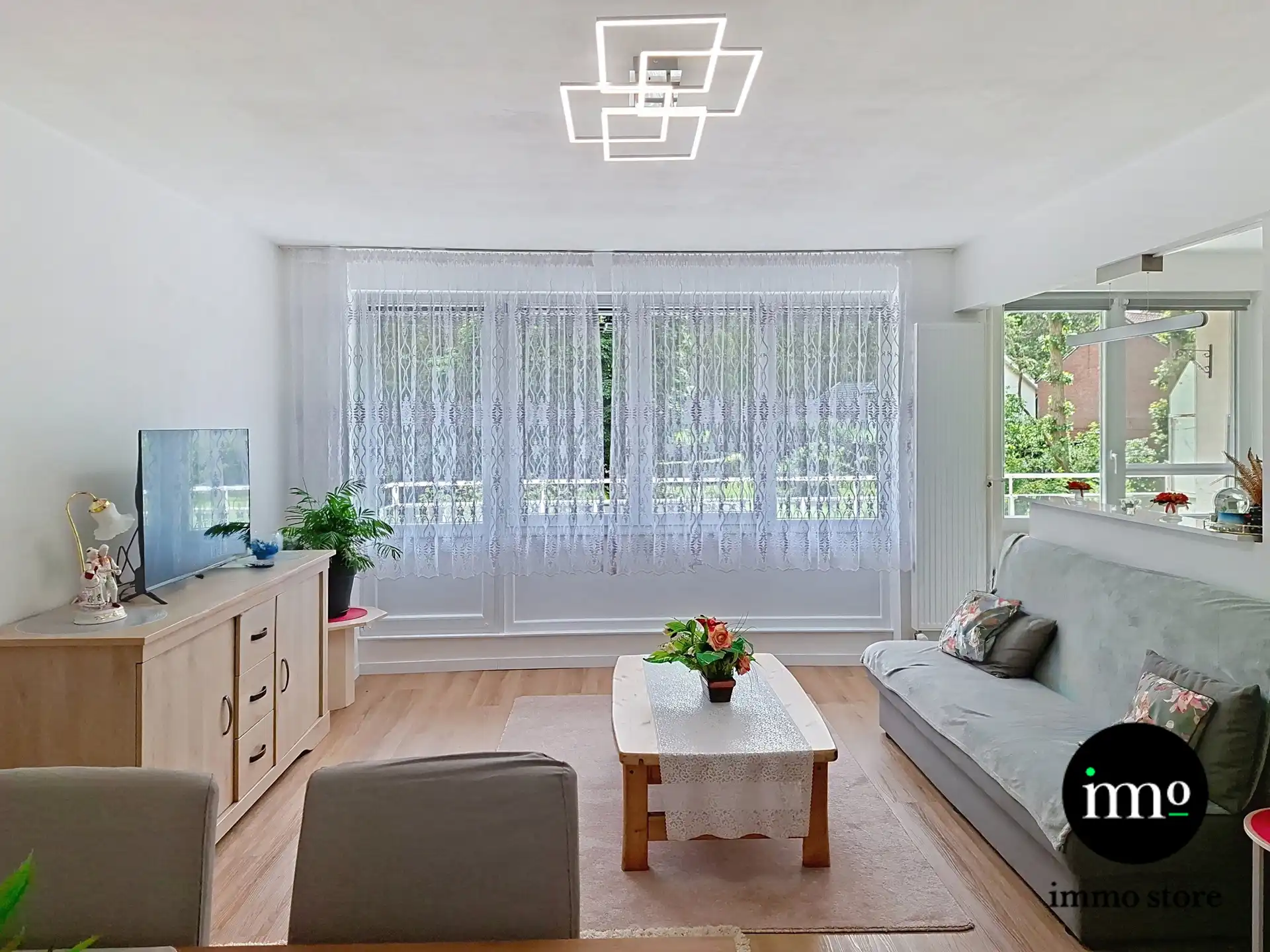 Appartement in groene omgeving met 2 parkeerplaatsen foto 4