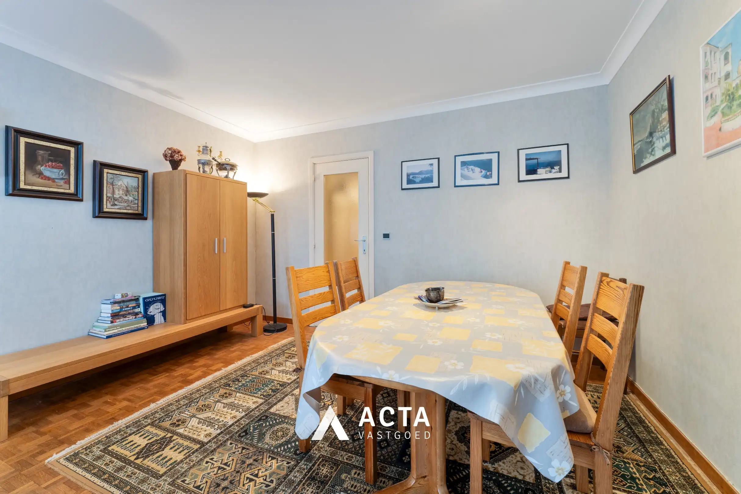 Centraal gelegen appartement met twee slaapkamers nabij zeedijk foto 5