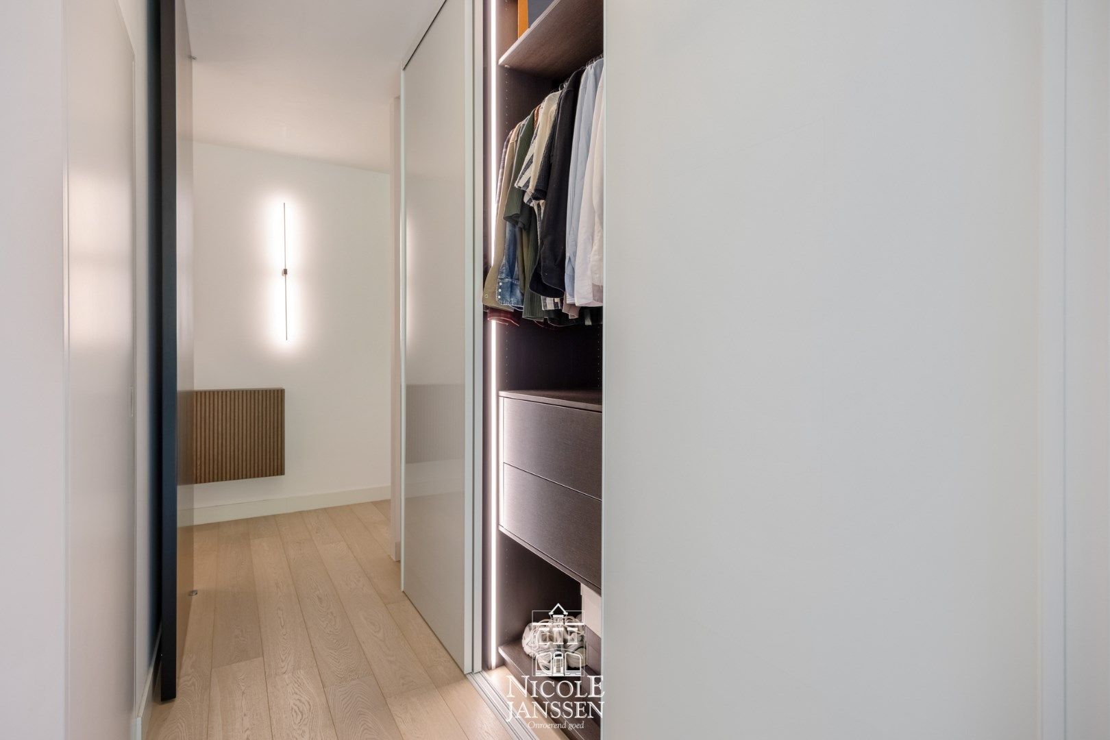 Prachtig gelijkvloers appartement met tuintje, private kelderberging en eigen autostaanplaats in Bokrijkpark foto 10
