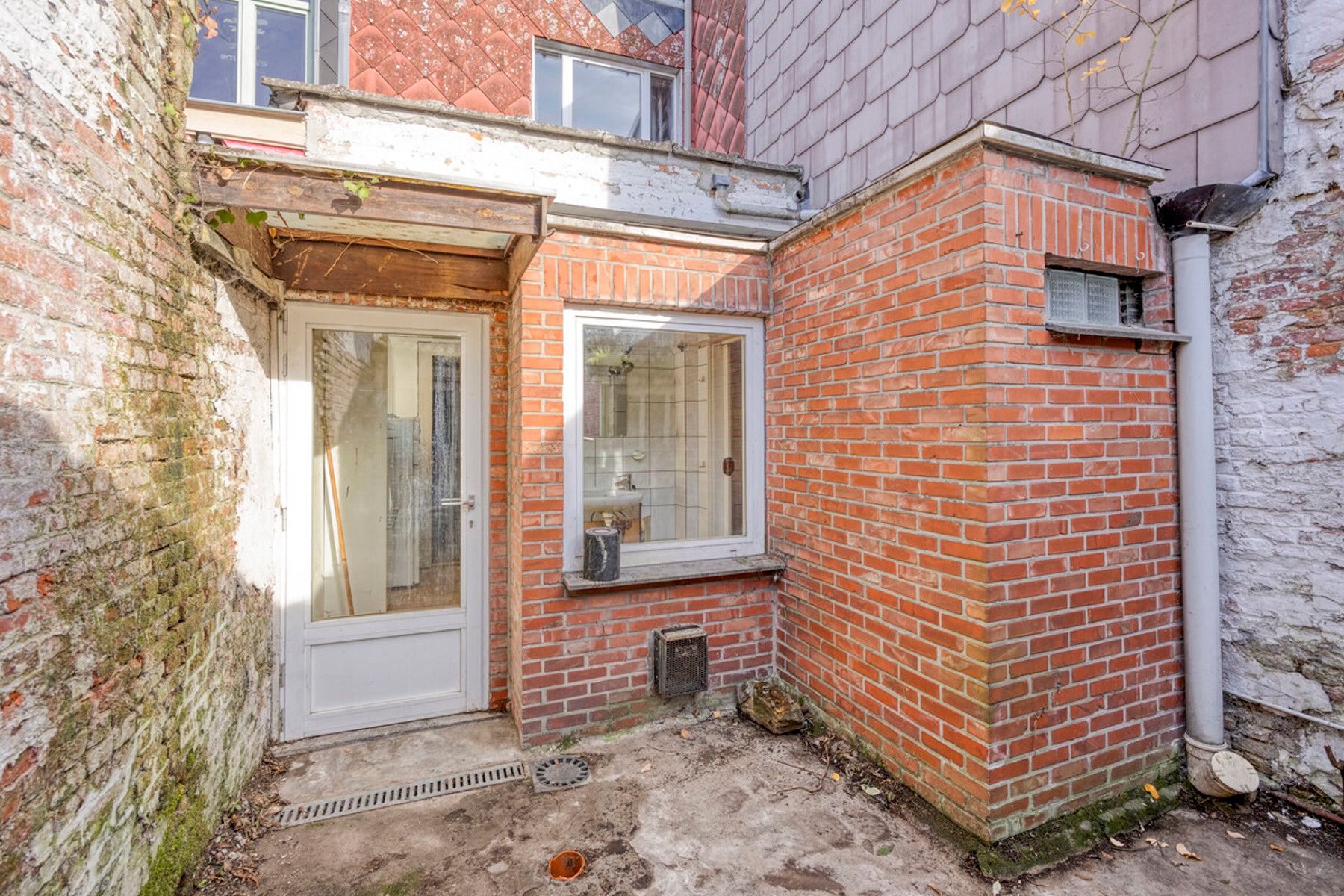 Te renoveren starterswoning  in Mechelen foto 20