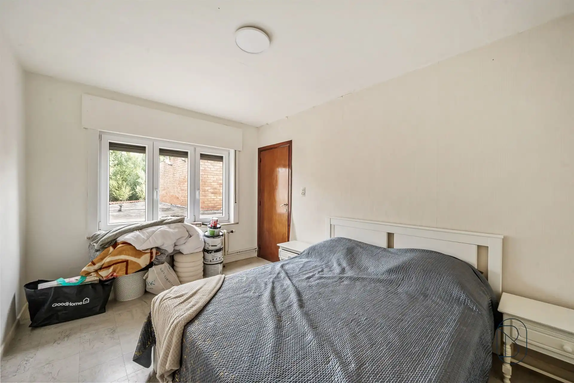 Ruime te renoveren woning met 4slk & tuin op de Valkenberg foto 13