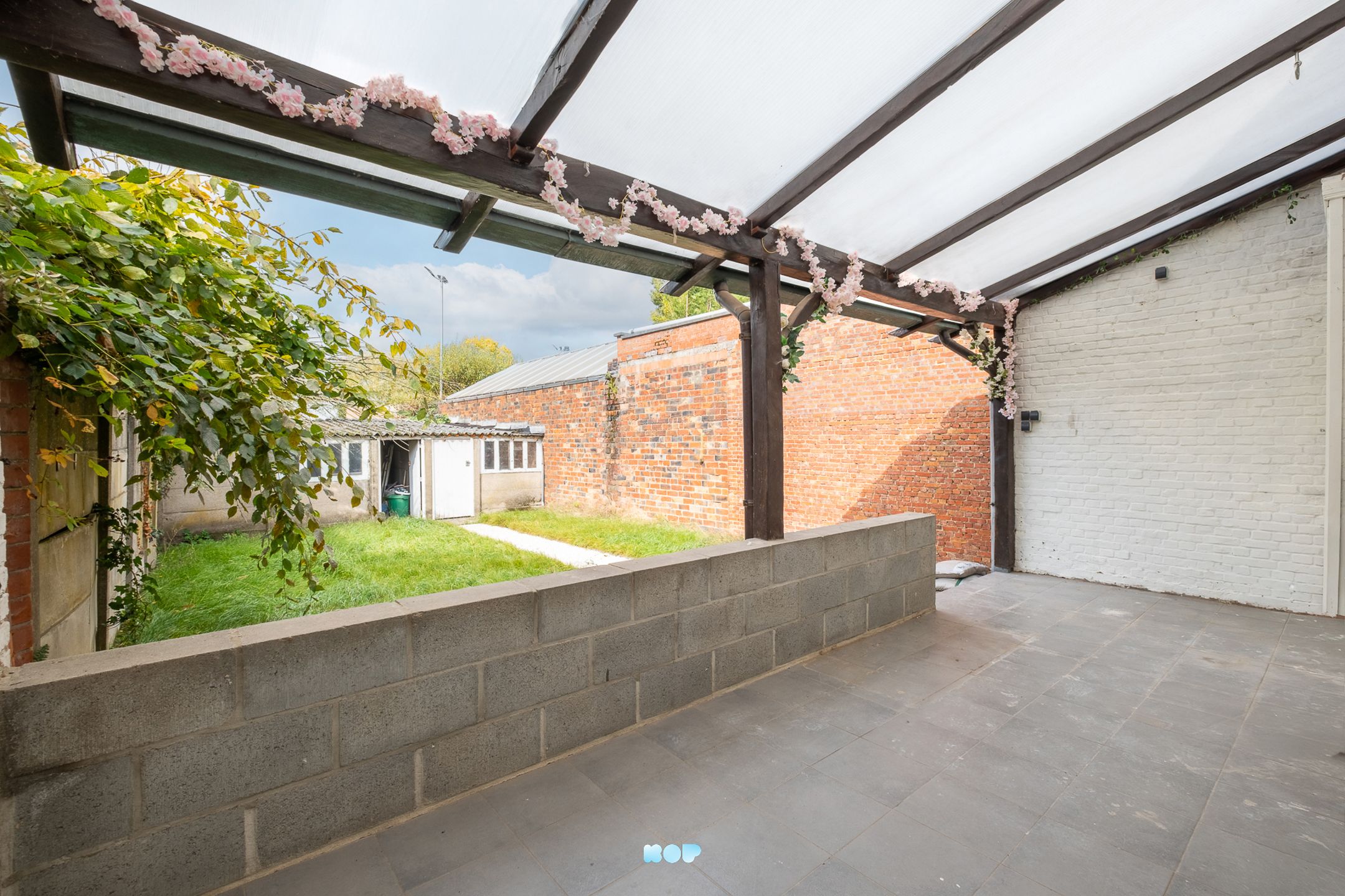 Instapklare woning met tuin in Wommelgem foto 16