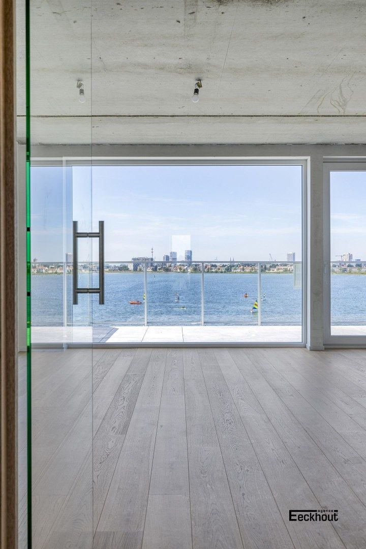 Luxe penthouse met prachtig zicht over de Spuikom foto 18