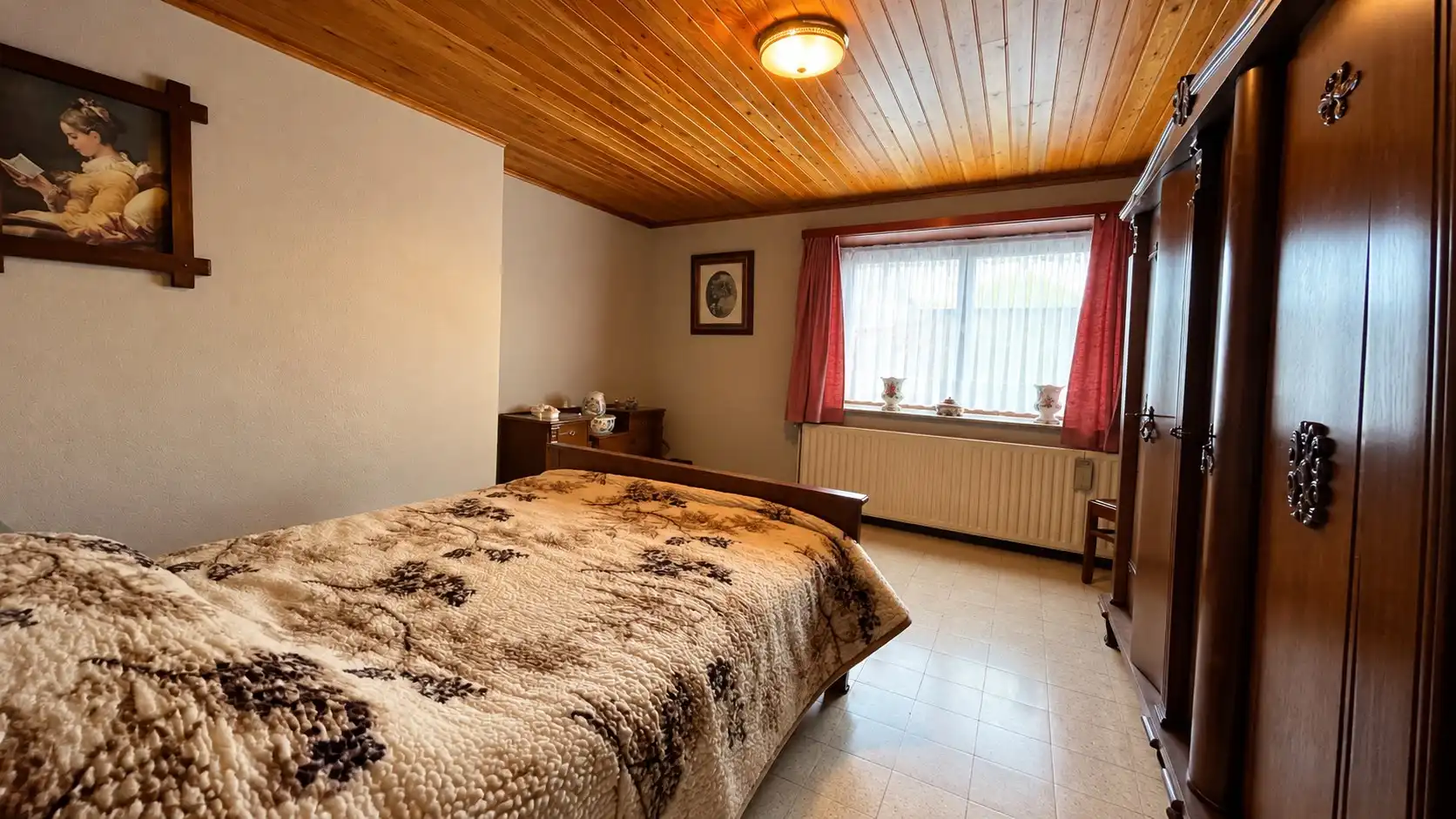 Ruime woning met 5 mogelijke slaapkamers, 2 badkamers, grote garage, ... 641 m² foto 18