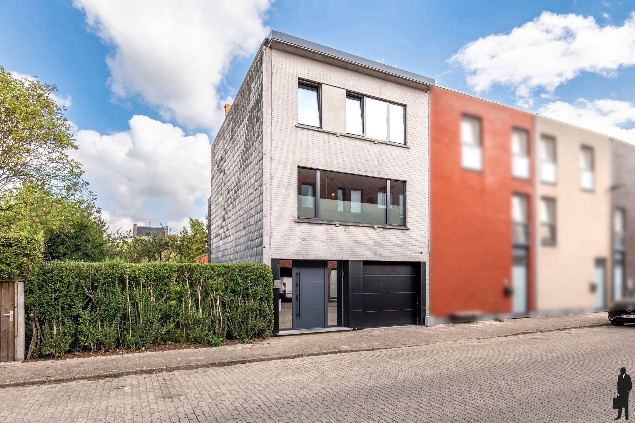 Bel-etage woning met 3slks, inpandige garage en hobbyruimte foto 19