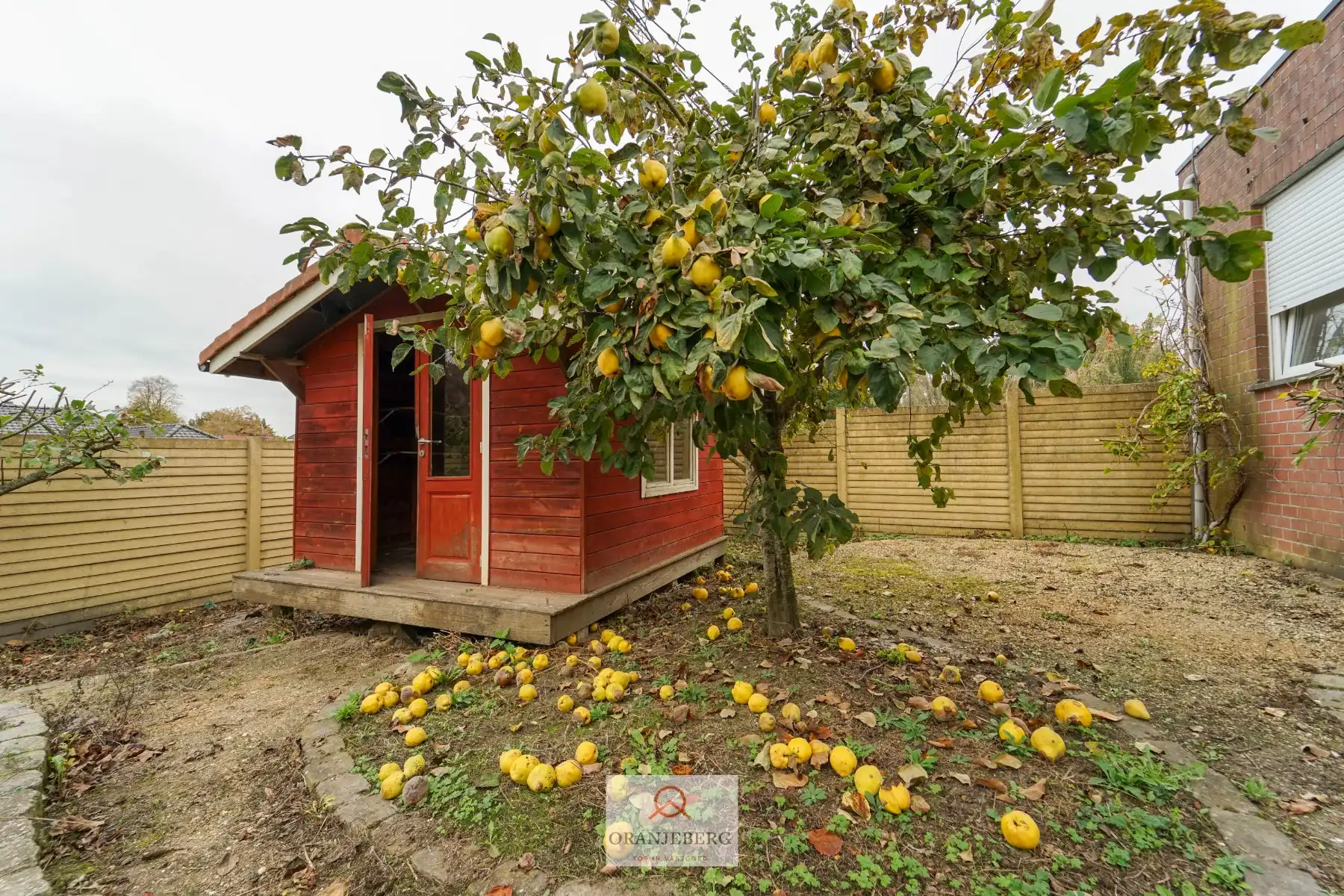 Ideaal te renoveren rijwoning + werkplaats + garage + tuin voor 591m² foto 29