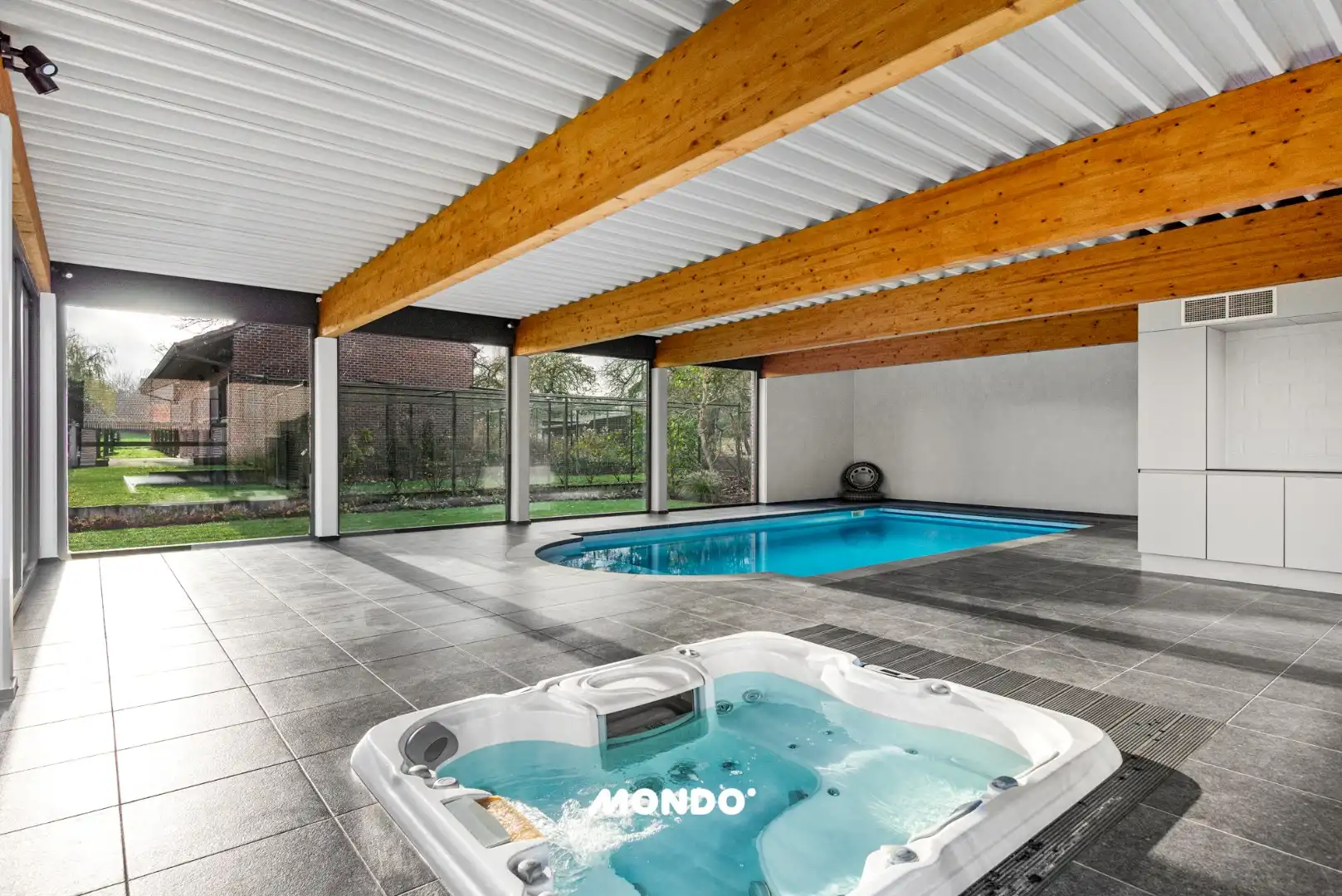 Unieke hoeve  (1.56ha) met paardenfaciliteiten & overdekt zwembad. foto 31