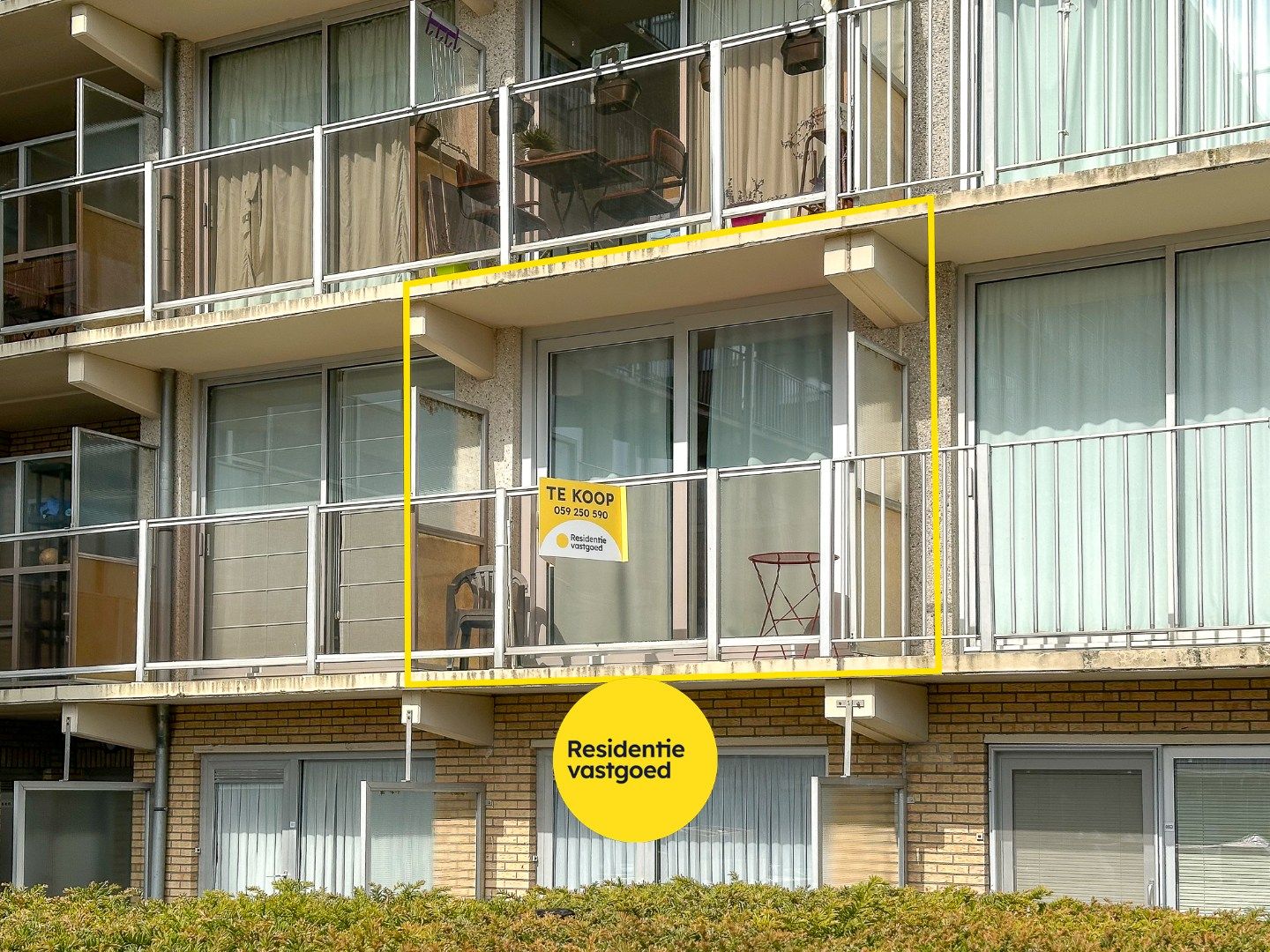 Instapklare gemeubelde studio (30 m²) met terras te Nieuwpoort-Bad. foto 9