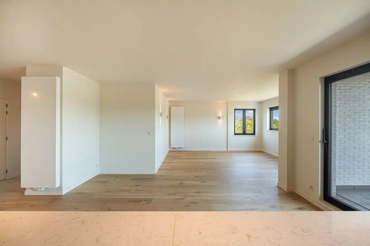 Compleet gerenoveerd appartement van 206 m² met 3 slaapkamers en 2 badkamers, gelegen aan de stadsrand van Hasselt foto 5