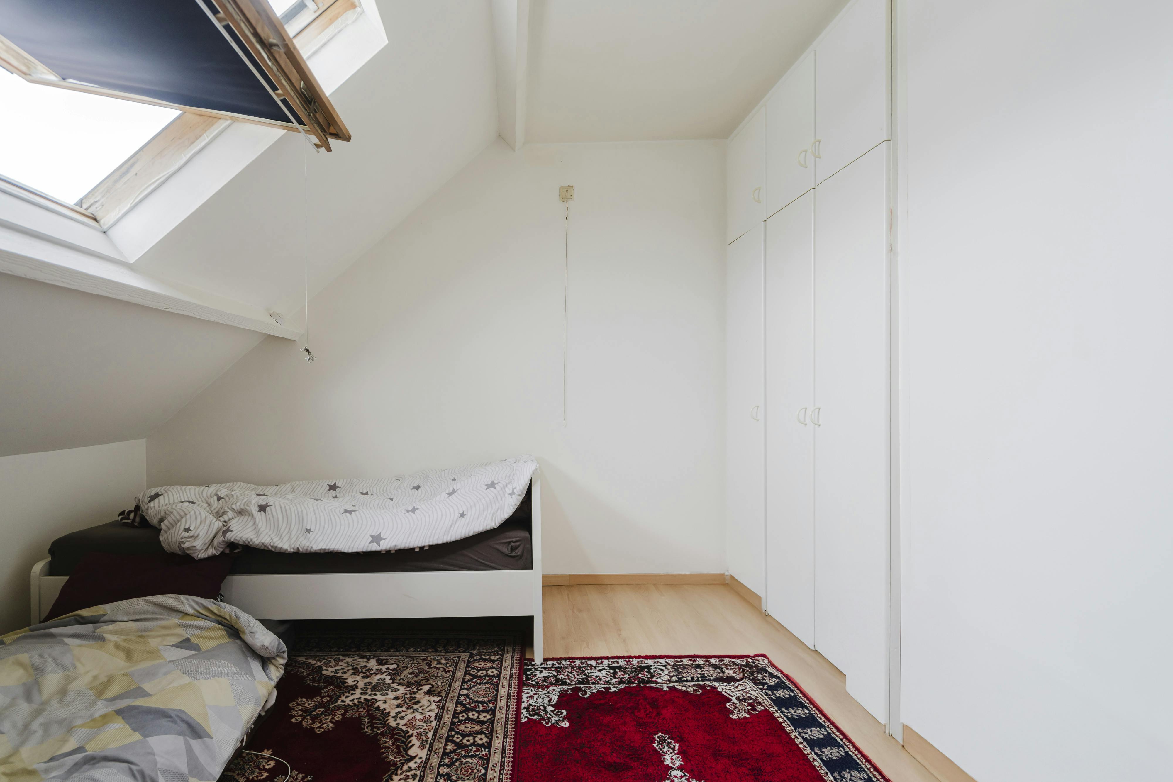 Ruime woning met 4 slaapkamers en tuin in Kortrijk!  foto 13