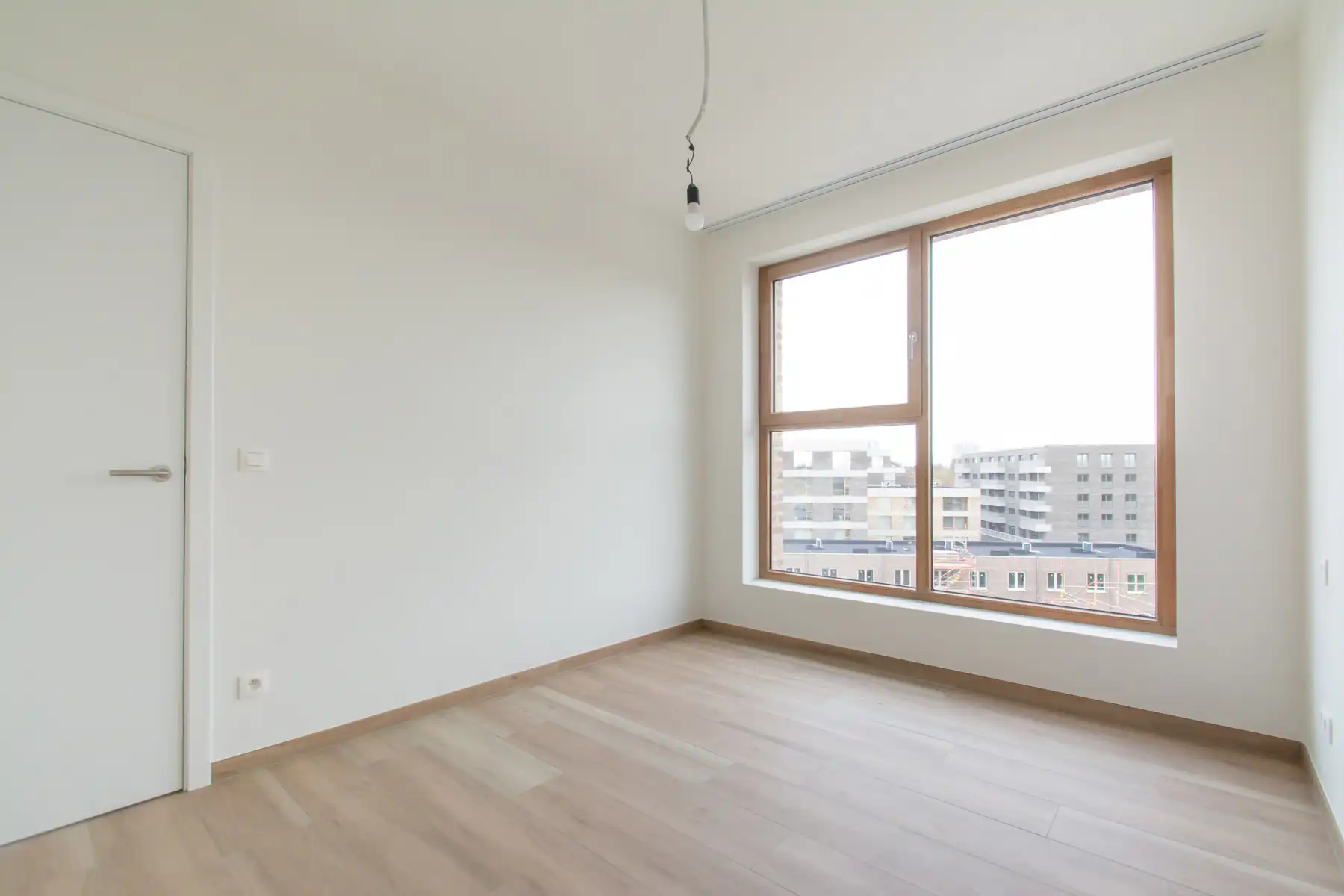 Rustig en comfortabel 2slpk appt. met mooi terras  foto 7