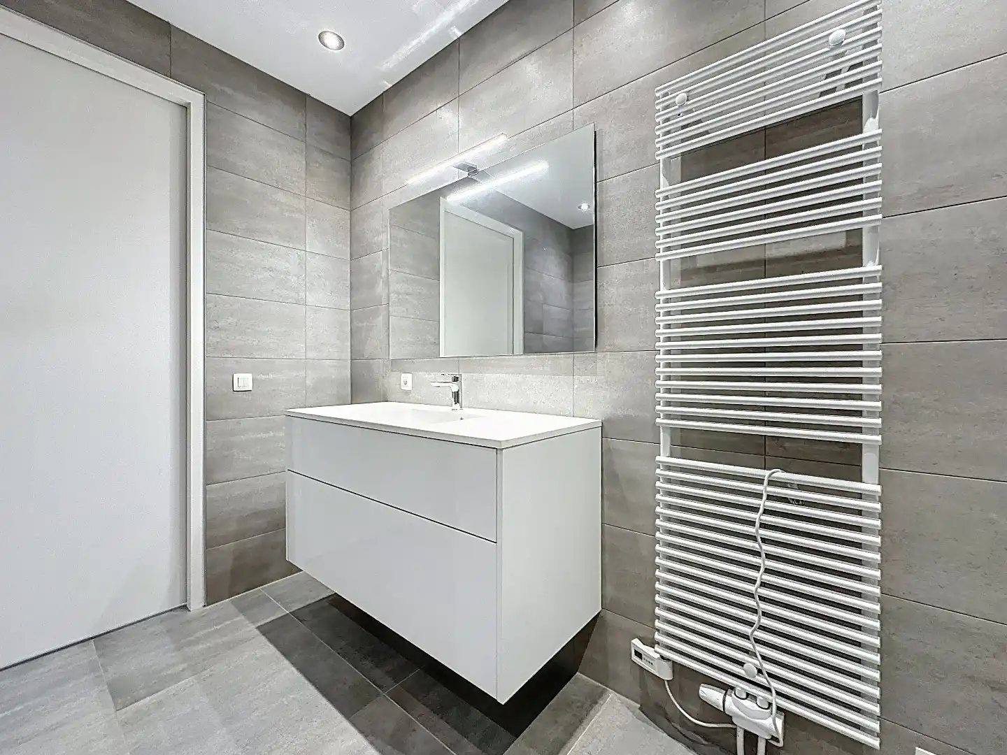 Instapklaar appartement met balkon en parkeerplaats in Aardenburg foto 20