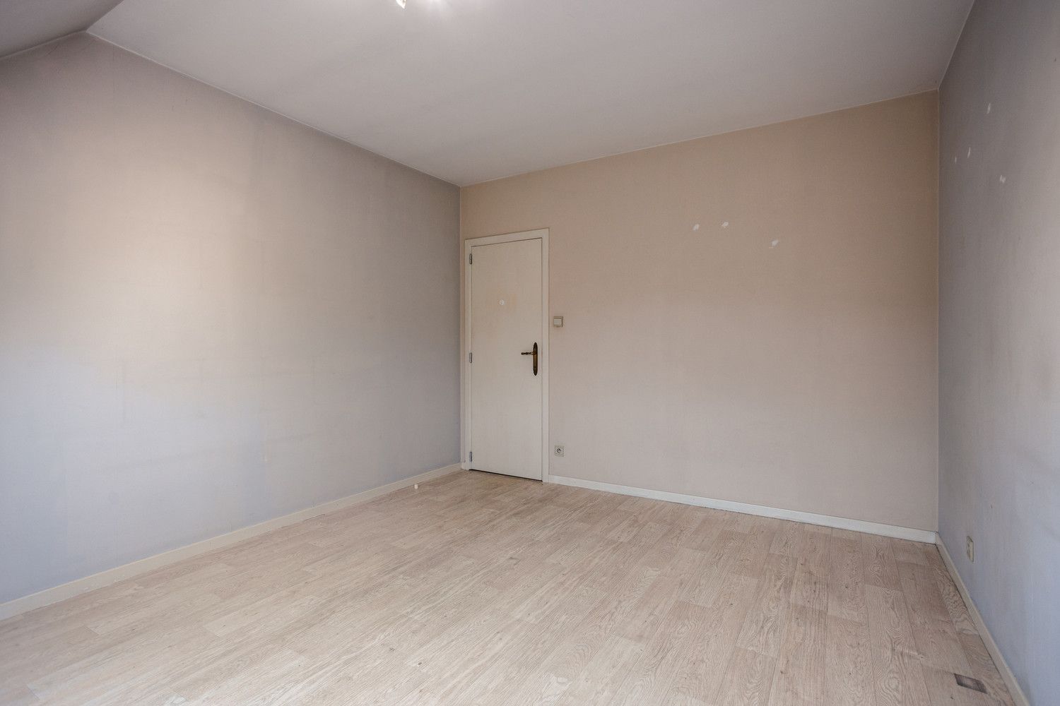 RUIM EN LICHT APPARTEMENT MET 3 SLPKS, TERRASSEN EN GARAGE IN HET HARTJE VAN LUMMEN! foto 21