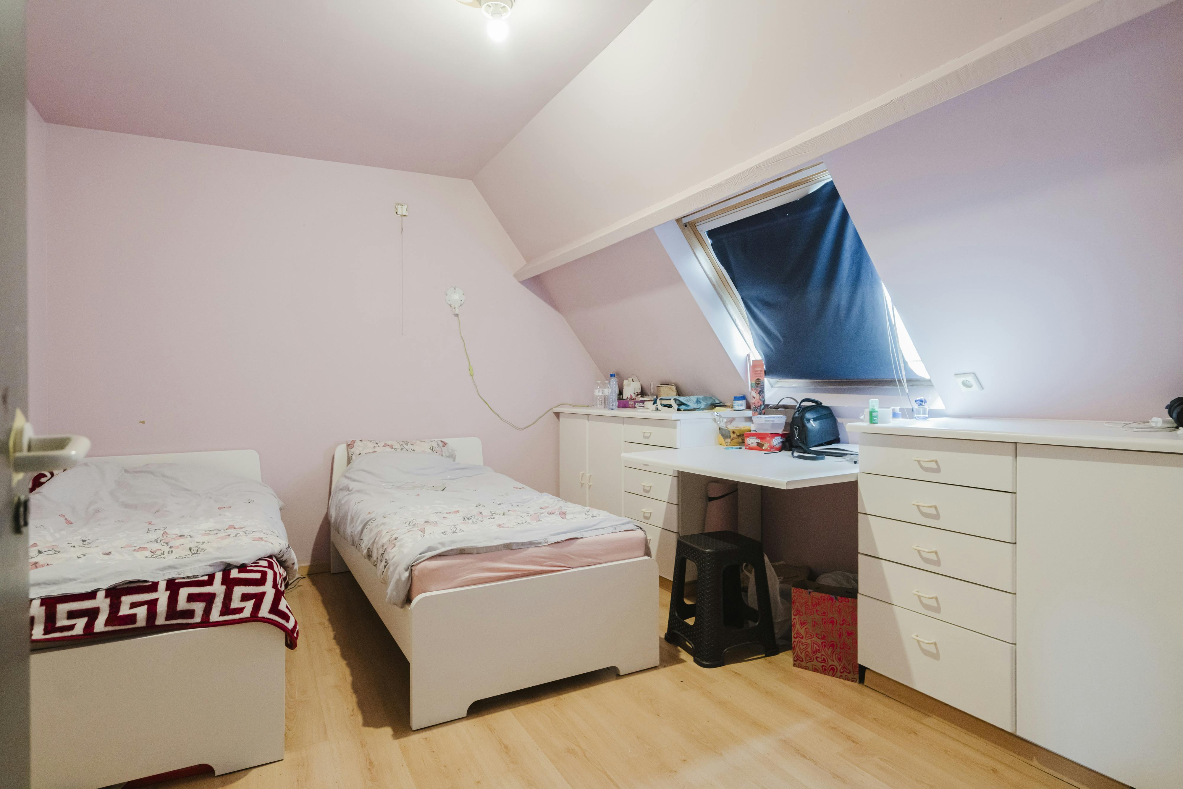 Ruime woning met 4 slaapkamers en tuin in Kortrijk!  foto 14