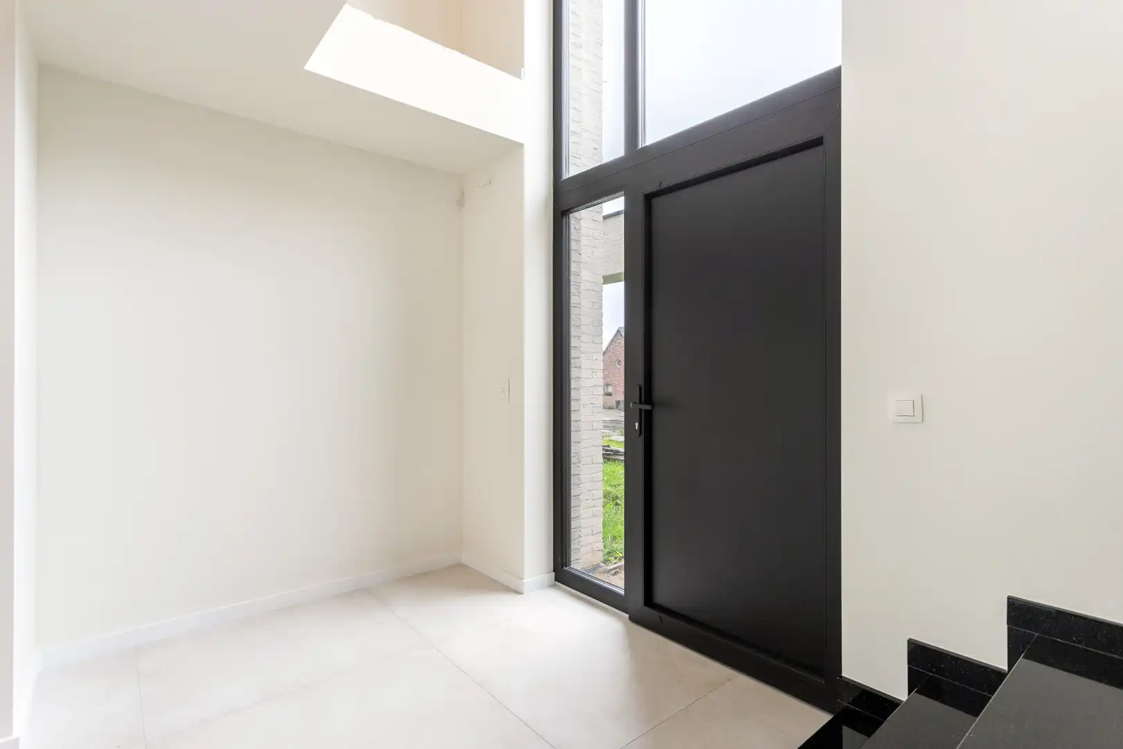 Recente stijlvolle gezinswoning met 3 slpk te Beersel foto 2