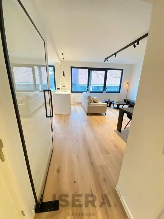 Modern afgewerkt appartement op topligging te Brugge foto 4