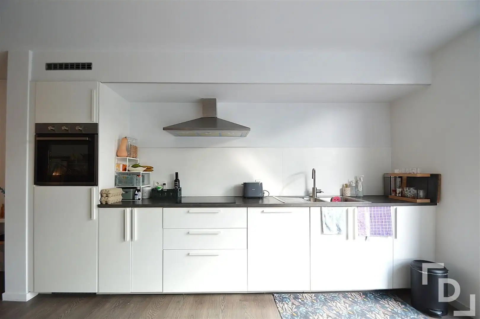 Ruim duplex-appartement te huur in Ieper foto 6