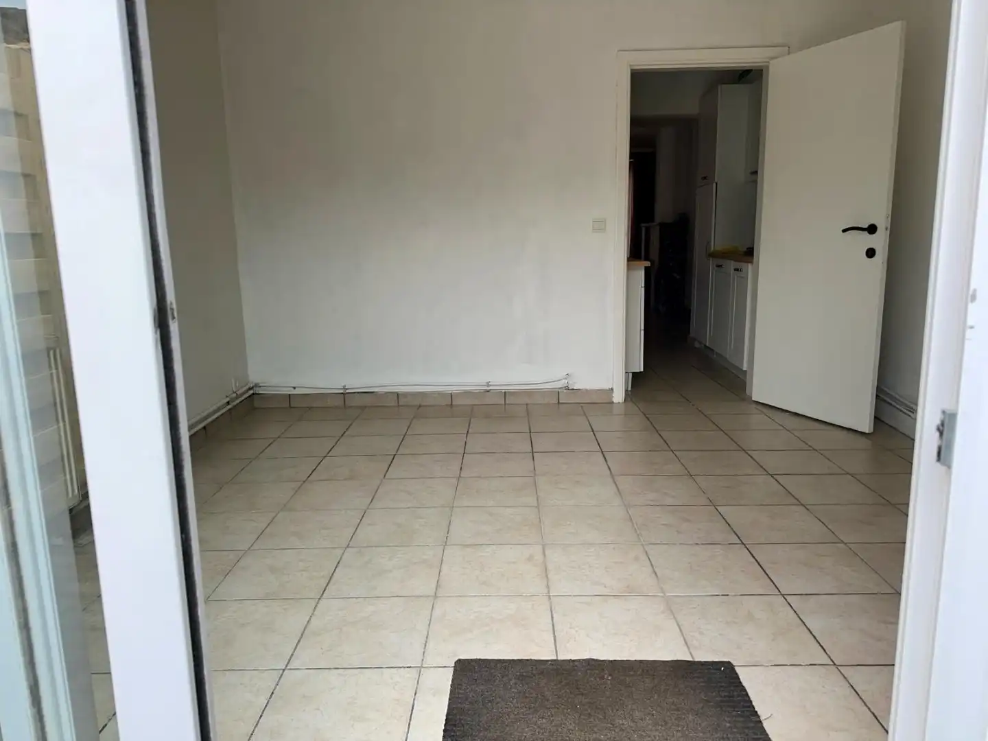 Te huur in Merchtem: compact 1-slpk-appartement met terras foto 2
