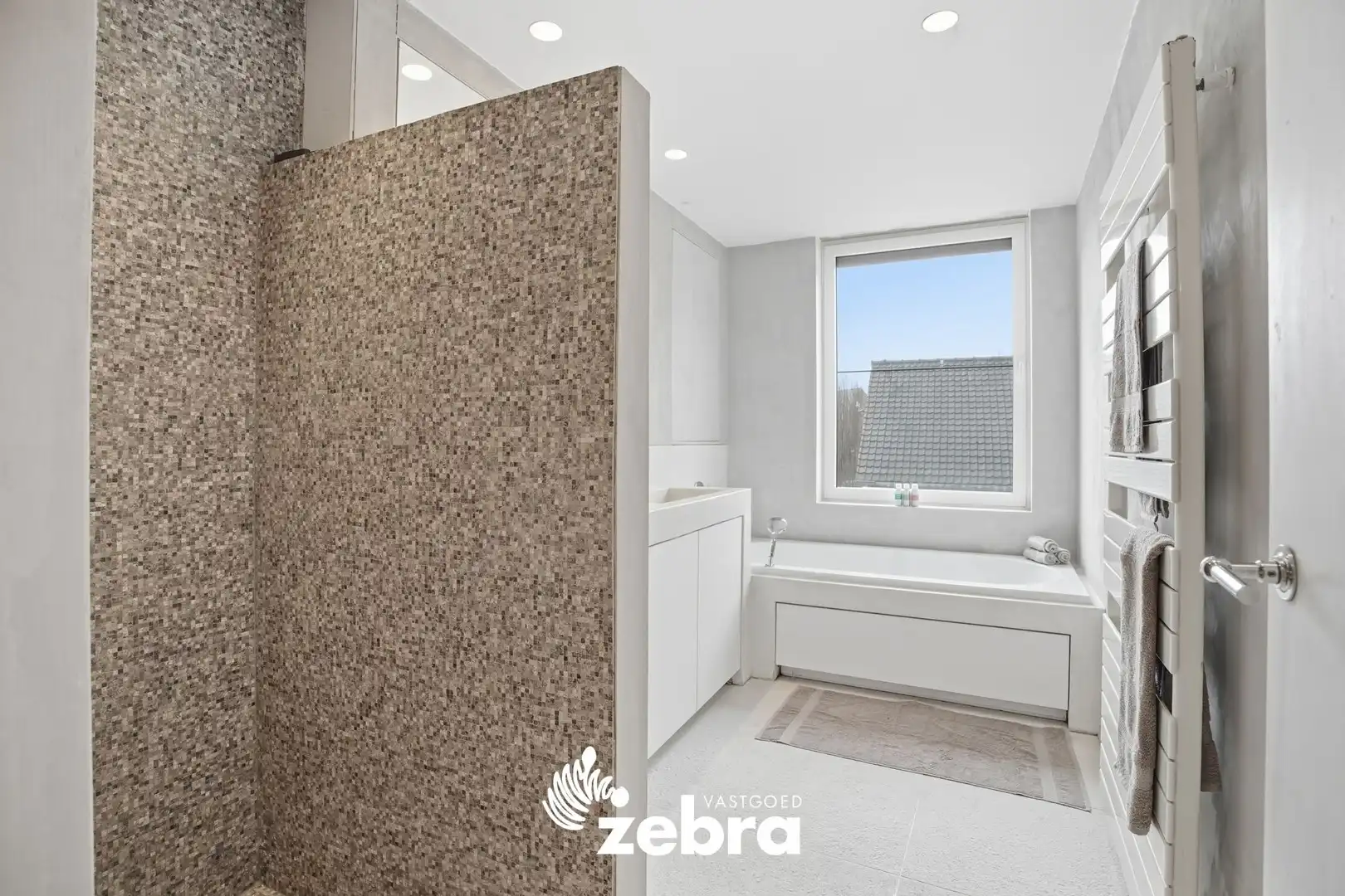 Eigentijdse stadswoning met lift, terras en topafwerking in het centrum van Roeselare! foto 23