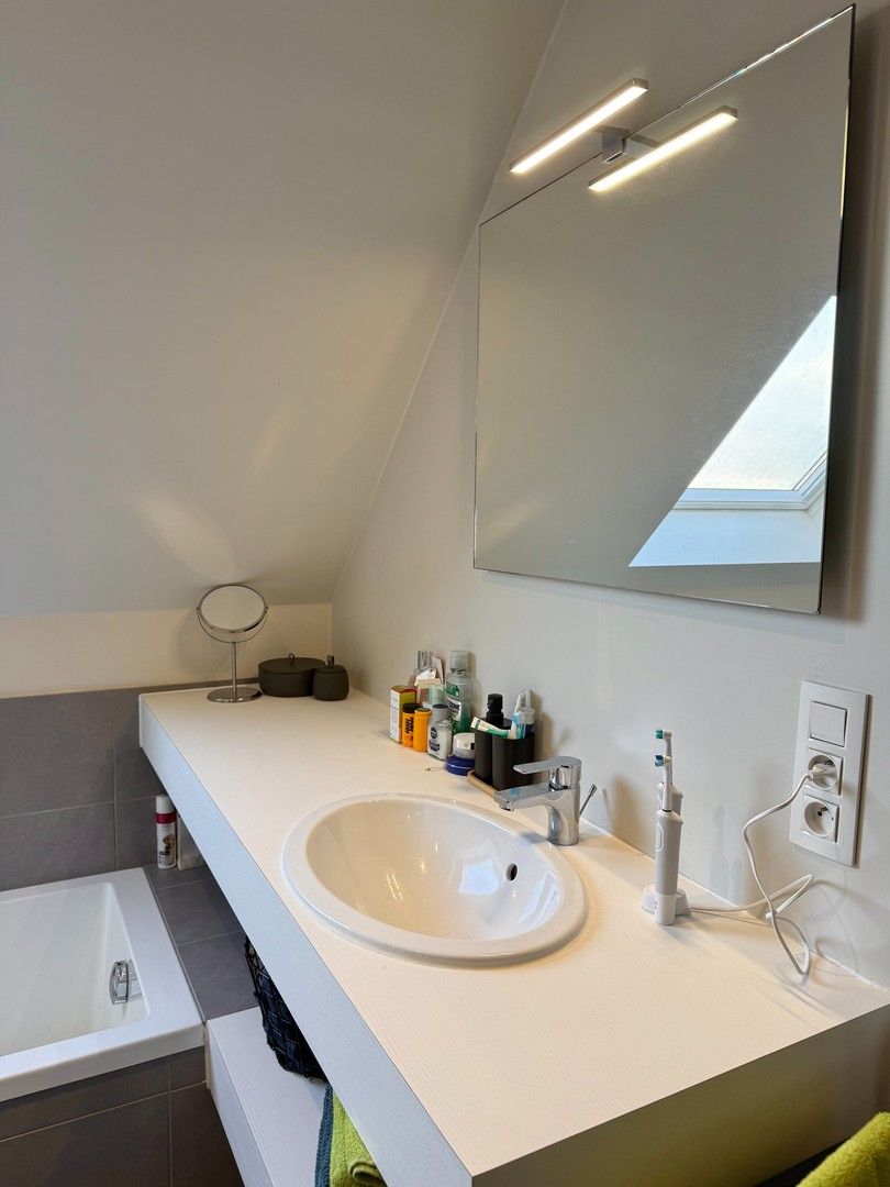 Zeer ruime instapklare én energiezuinige woning met zwemvijver vlak bij yachthaven. foto 16