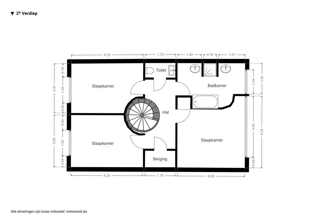 Ruime woning met inpandige garage en tuin foto 18