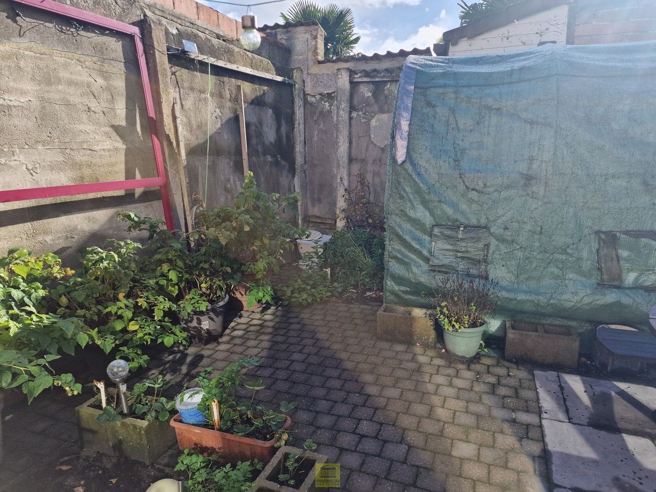 Topper: Opbrengsteigendom met 2 verhuurde appartementen op superlocatie foto 9