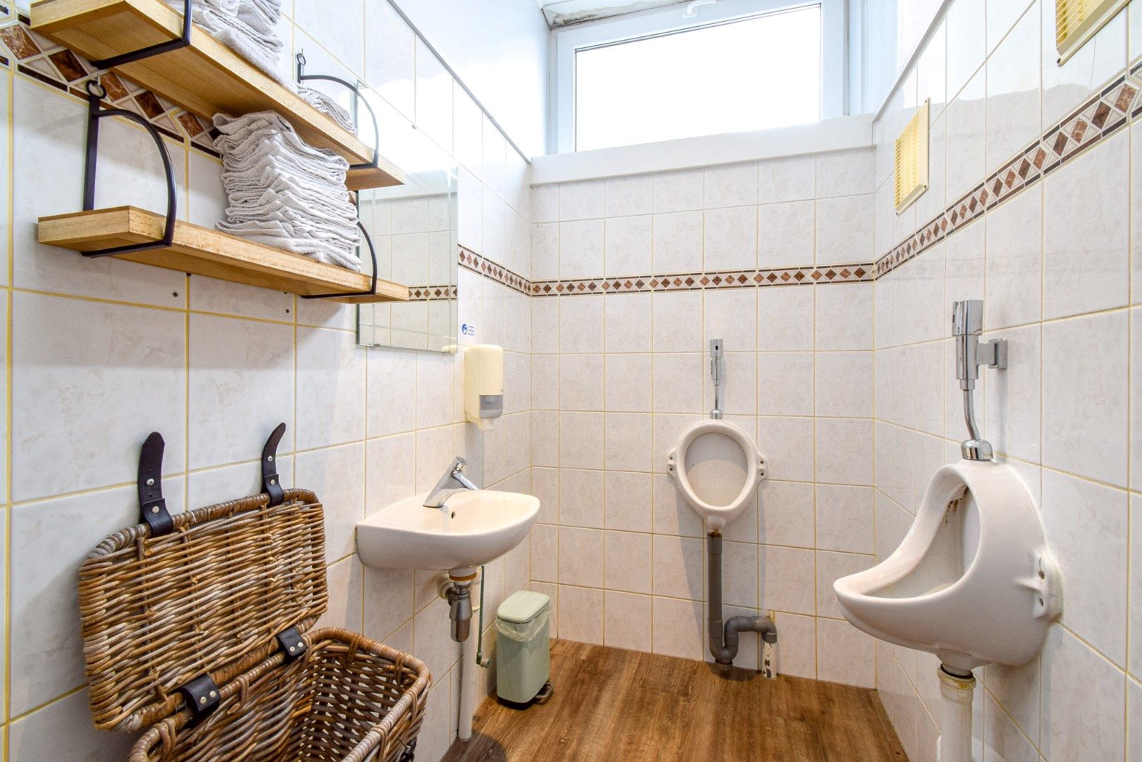 Horecazaak met woonst foto 12