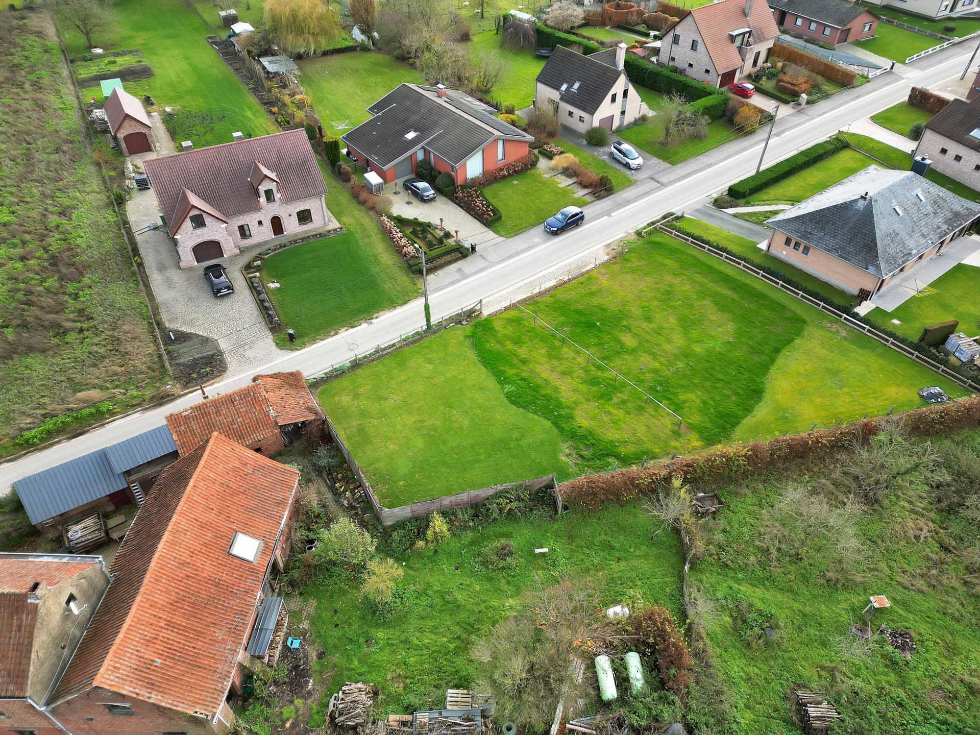 Perceel grond voor open bebouwing op 3a 67ca foto 11