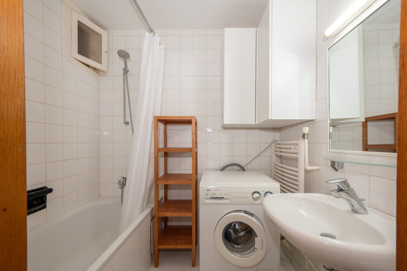 Appartement met ruim zijdelings zeezicht op gelijkvloers foto 17