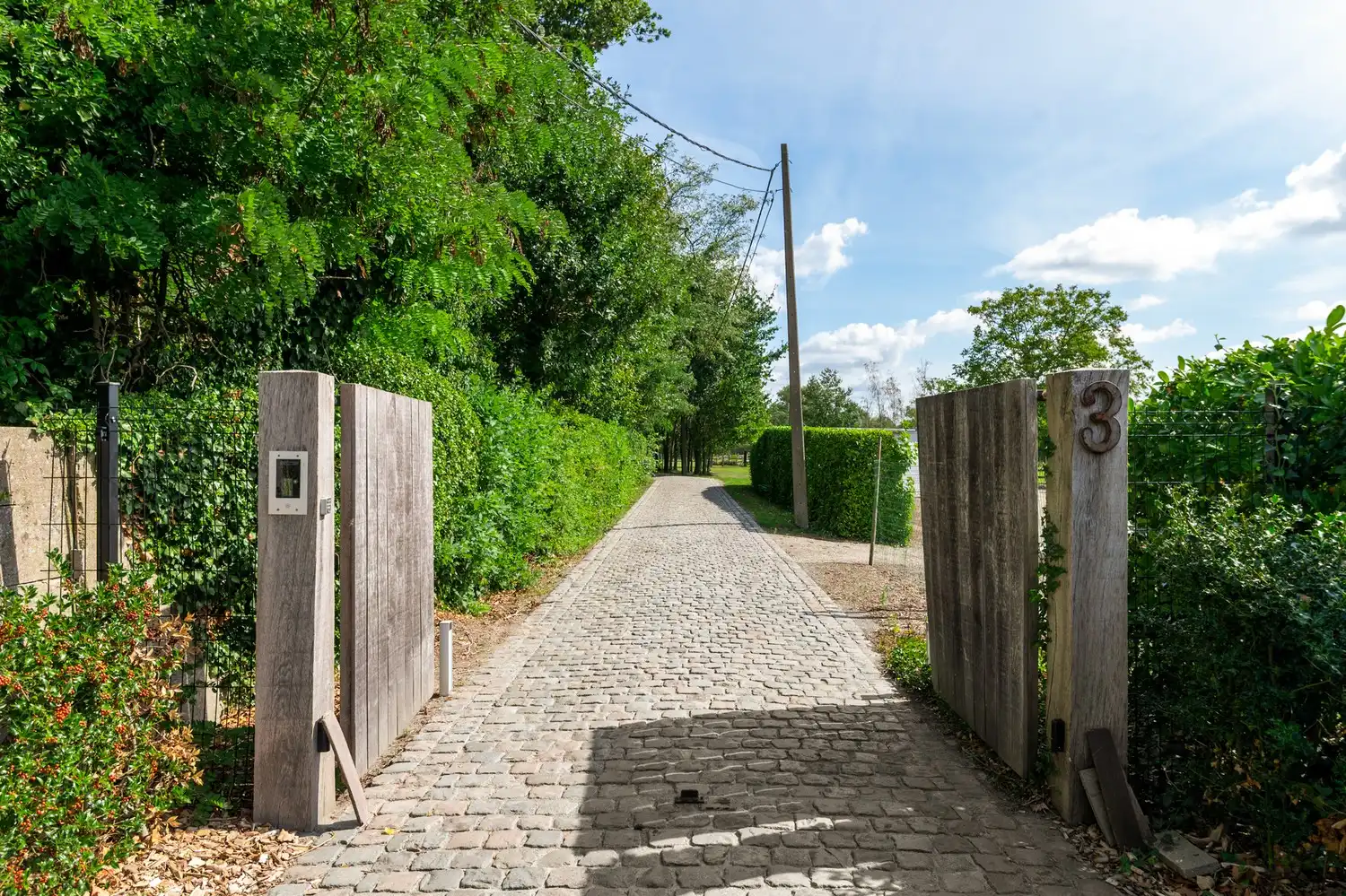 Gerenoveerde villa met bijgebouw en vijver op een perceel van 1,8 ha te Putte foto 45
